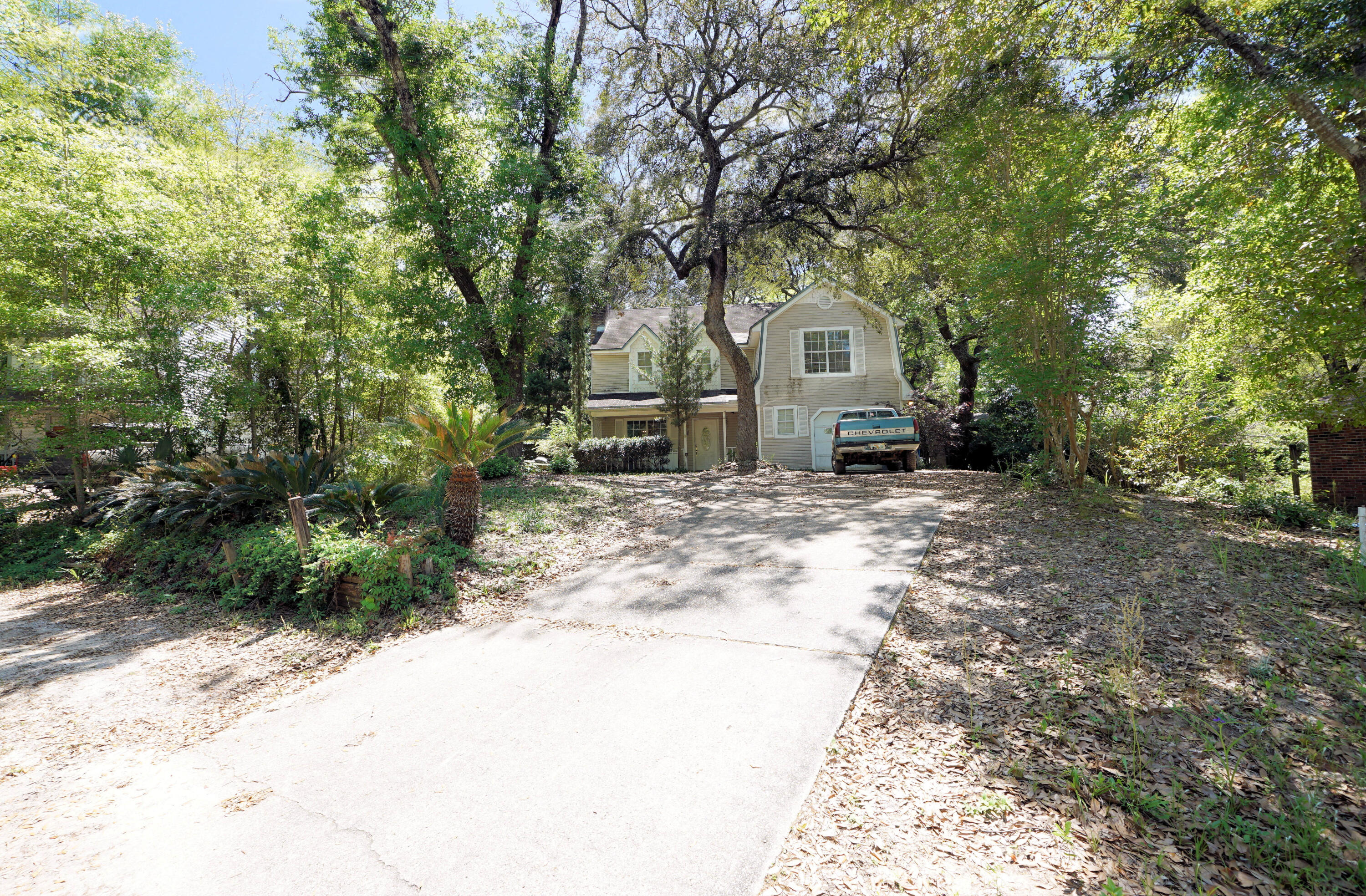 PALM CREST - Residential