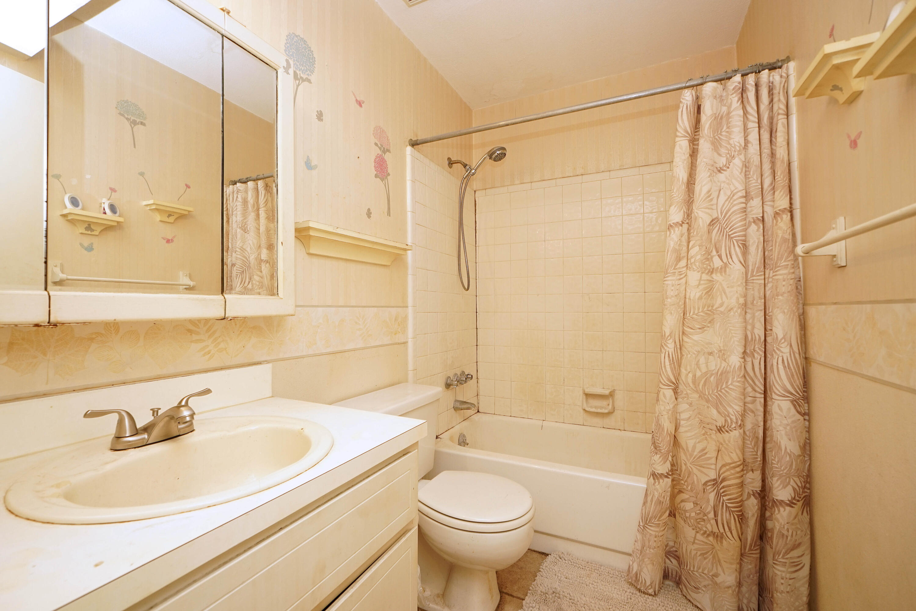 PALM CREST - Residential