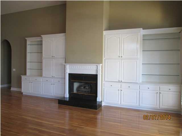 EMERALD BAY PH 1-B - Residential Lease