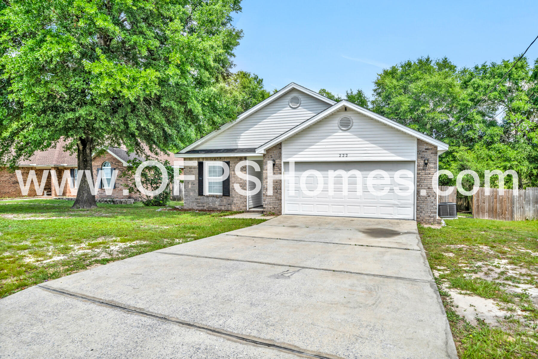 AVAILABLE... September 16, 2024!! 3bed/2bth renovated home located close to downtown, Interstate 10, and Military Bases. Luxury vinyl plank floors flow throughout the living and dining areas and carry into the remodeled kitchen and bathrooms. Home boasts Shaker style cabinets, quartz counter tops and stainless appliances. The primary bedroom has a trey ceiling and access to a deck, and an En-Suite Bath featuring double sinks, quartz countertops and a floor to ceiling oversized subway tile shower.
NO smoking. Pets allowed upon approval with a non-refundable pet fee. 600 minimum FICO credit score required in addition to meeting rental criteria.

 We also offer a security deposit waiver option for tenants such that they do not have to pay a security deposit upfront. Terms and conditions apply. Review addenda for details.

All applicants are required to complete an application on PetScreening.com regardless of if they own a pet or not. Applicants with an ESA are also required to complete the application.