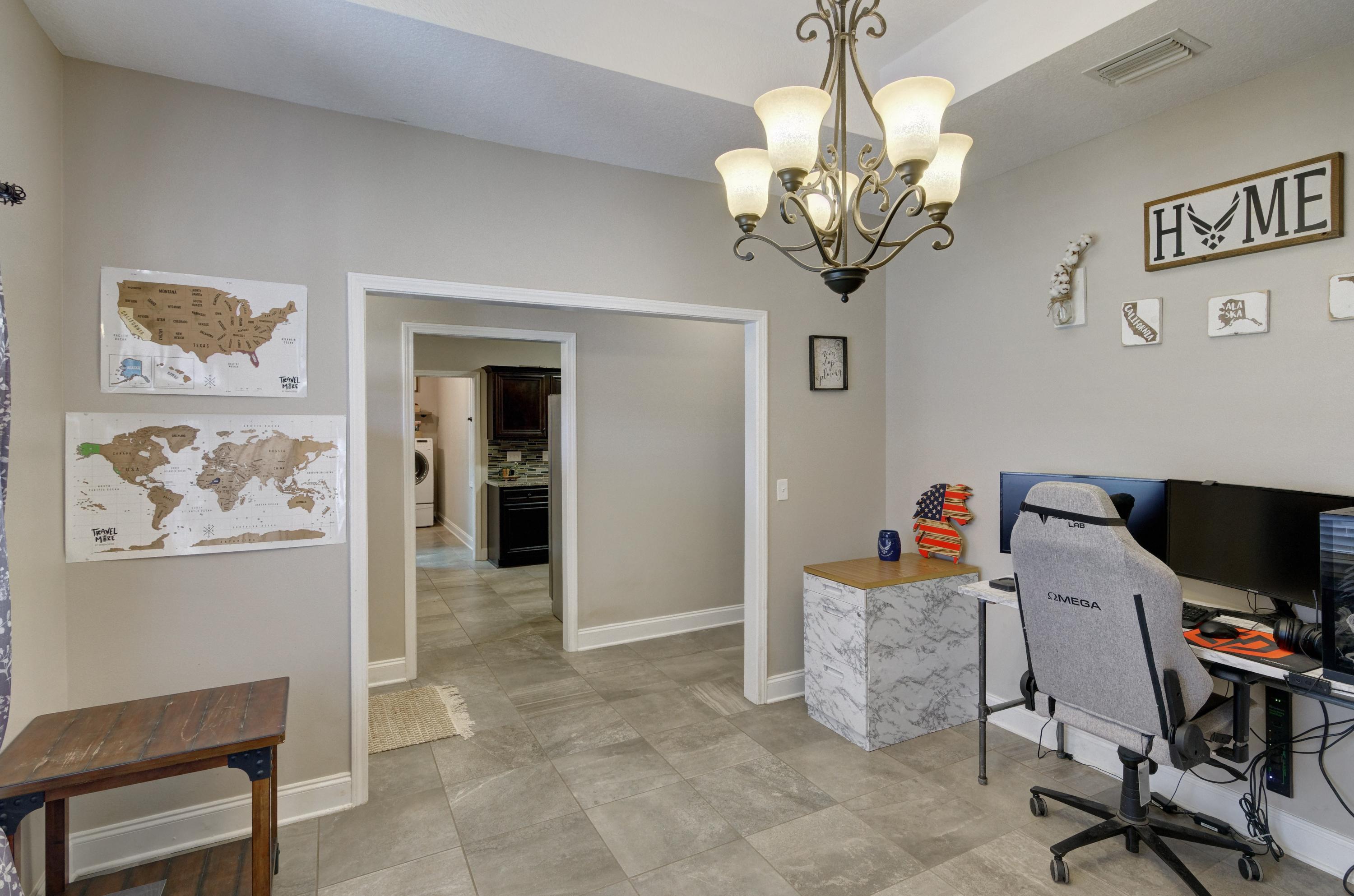 CRESCENT SHORES - Residential