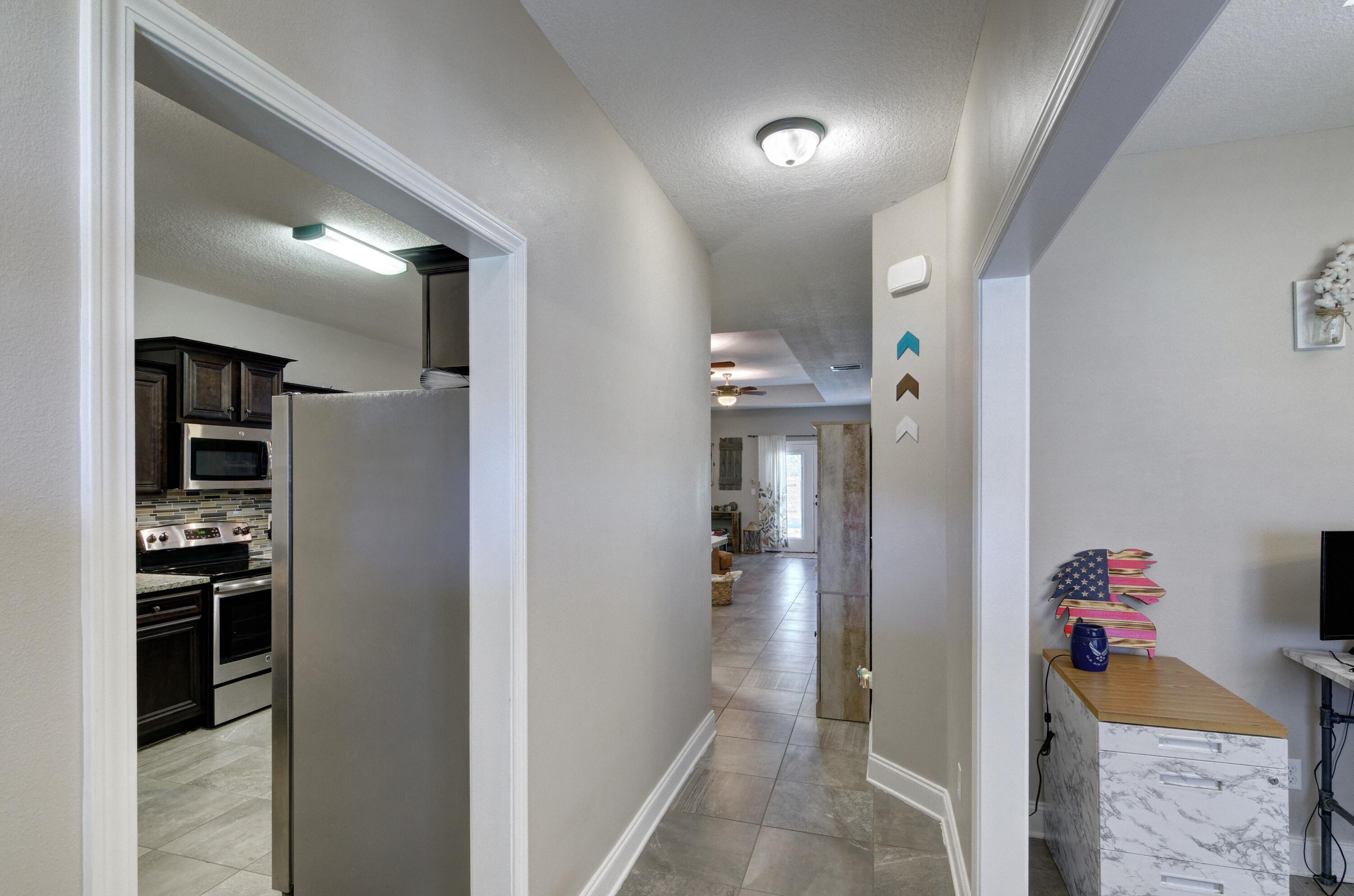 CRESCENT SHORES - Residential