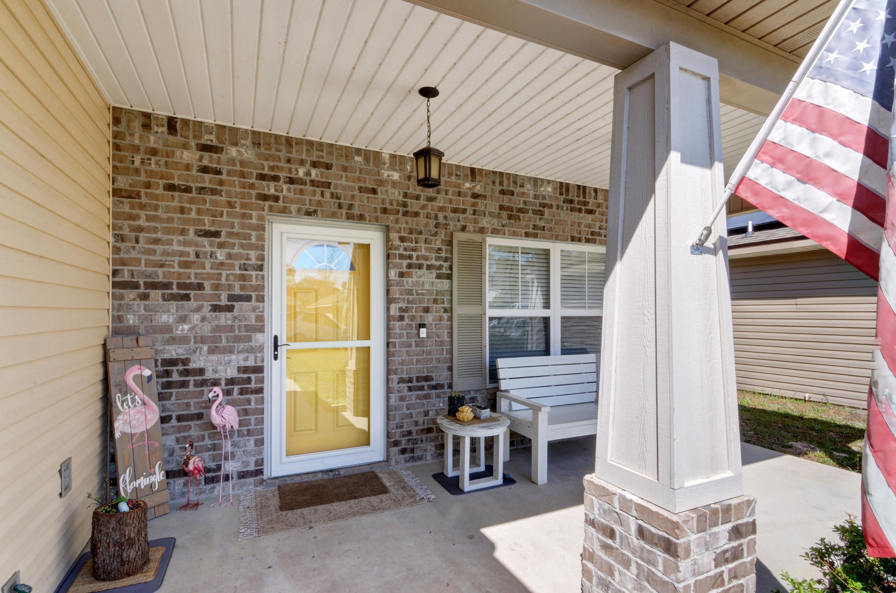 CRESCENT SHORES - Residential