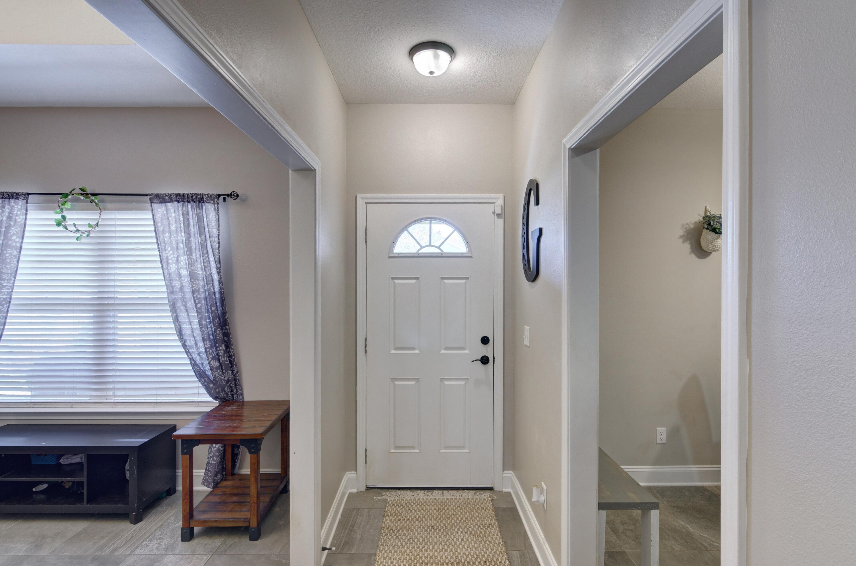 CRESCENT SHORES - Residential