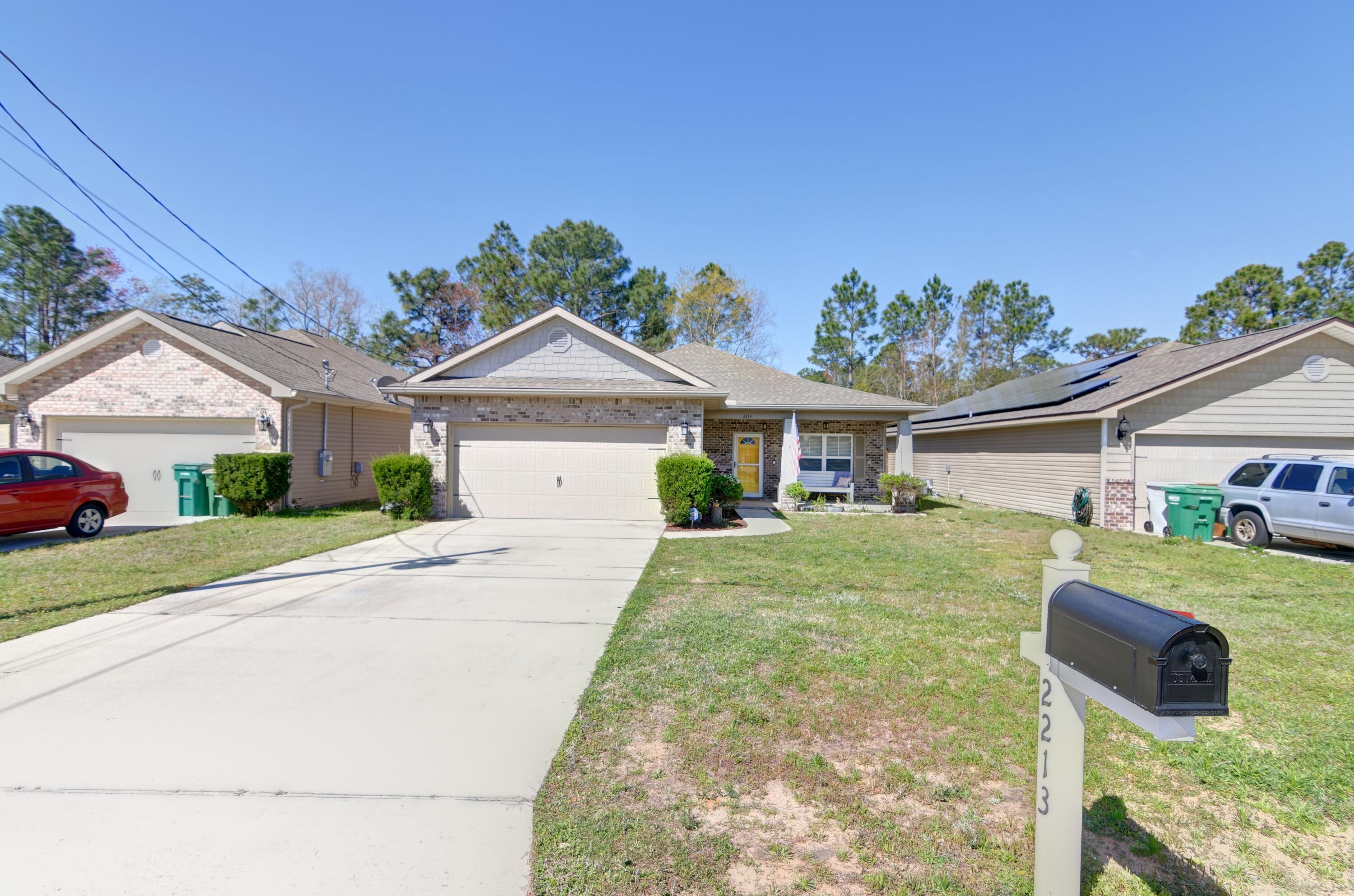 CRESCENT SHORES - Residential