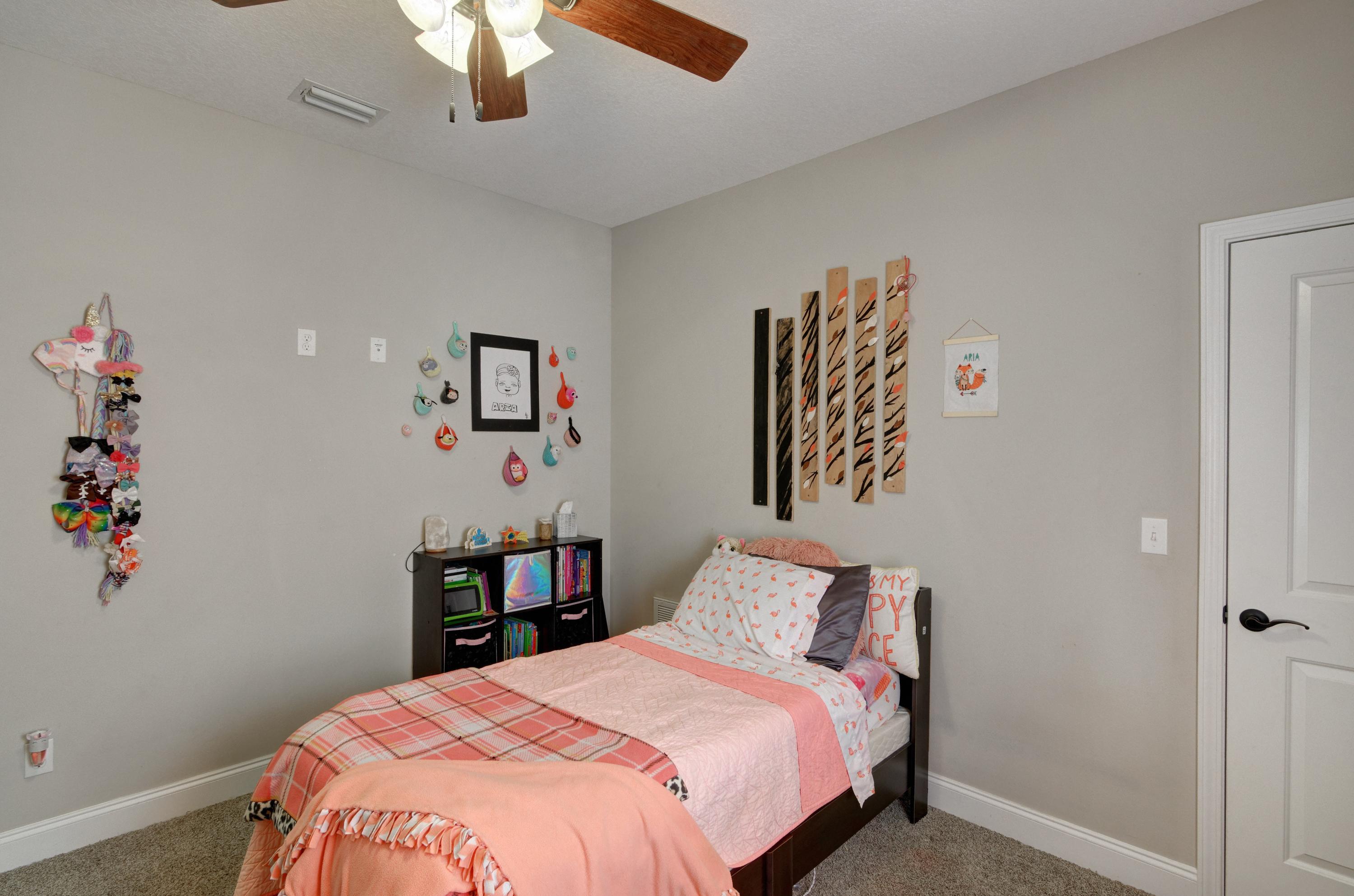 CRESCENT SHORES - Residential