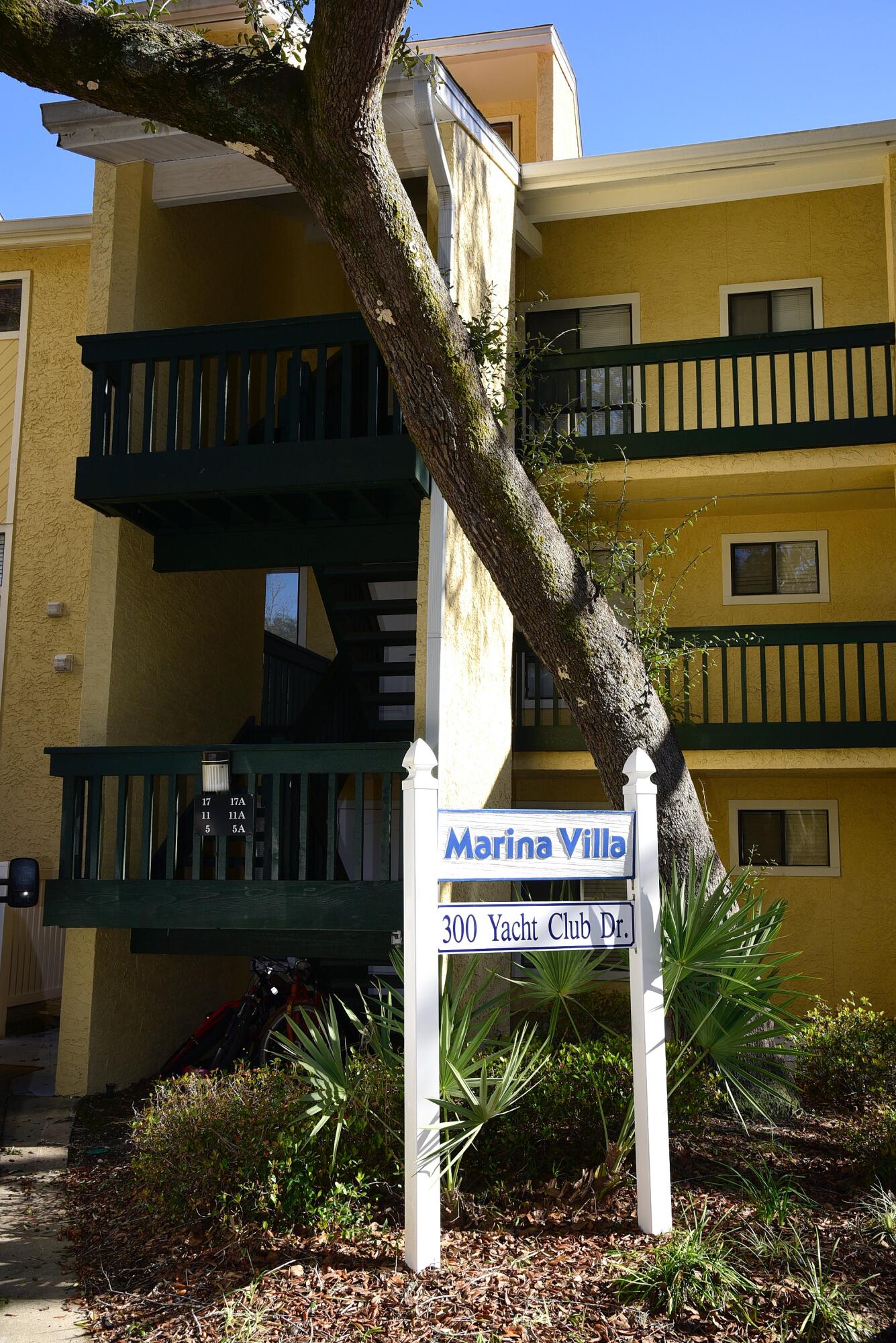 Welcome to the Niceville Condo with a Gorgeous Water View! This charming 1 bedroom, 1 bathroom condo is located in the heart of Niceville. Enjoy waking up to stunning water views right from your bedroom window. The unit features a cozy breakfast bar, perfect for enjoying your morning coffee or a quick meal. Step outside onto the screened balcony and take in the peaceful surroundings. Whether you're looking for a weekend getaway or a new place to call home, this condo offers a serene retreat with beautiful water views. Don't miss out on this opportunity to own a piece of paradise in Niceville!