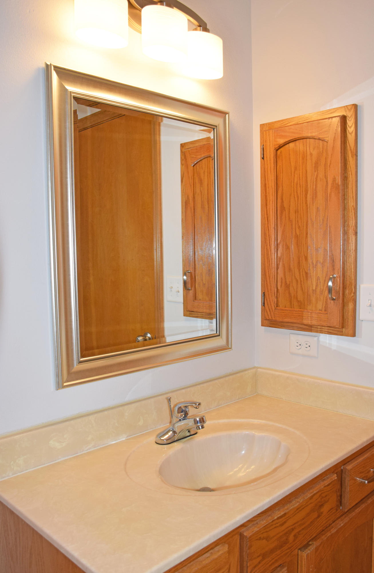 CEDAR RIDGE PH 10 - Residential Lease