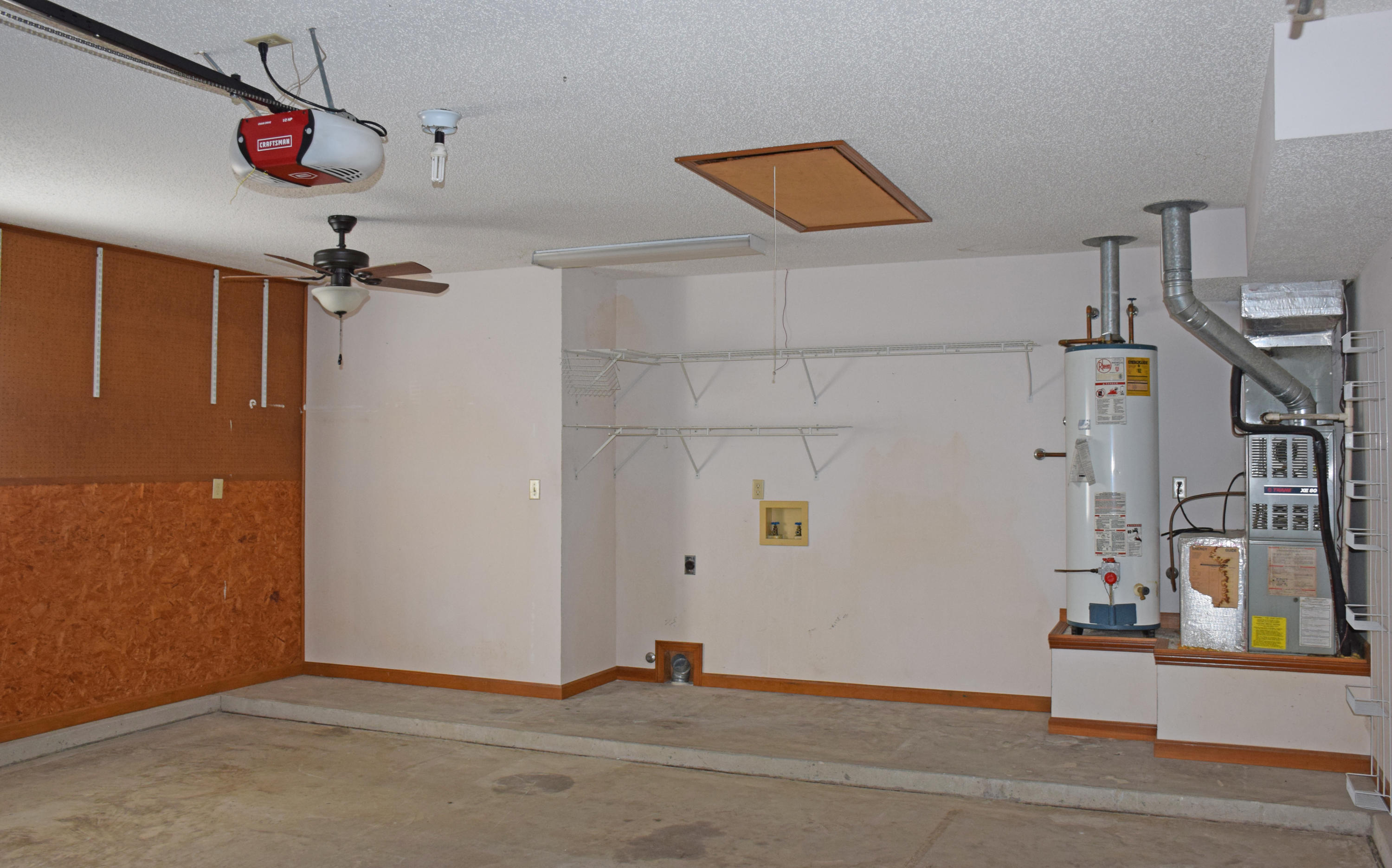 CEDAR RIDGE PH 10 - Residential Lease