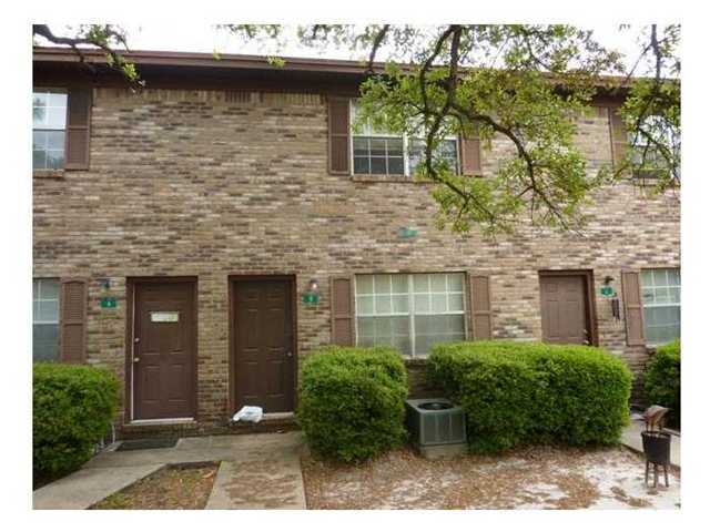 VERY NICE UNIT WITH OVER 1200 SQ FT. SECURITY DEPOSIT INCLUDES NONREFUNDABLE CARPET CLEANING AND PEST CONTROL FEES. CLOSE TO SHOPPING AND BANKS. END UNIT IN TRIPLEX. SORRY NO PETS ALLOWED. CREDIT CHECK FEE IS $30 PER PERSON.