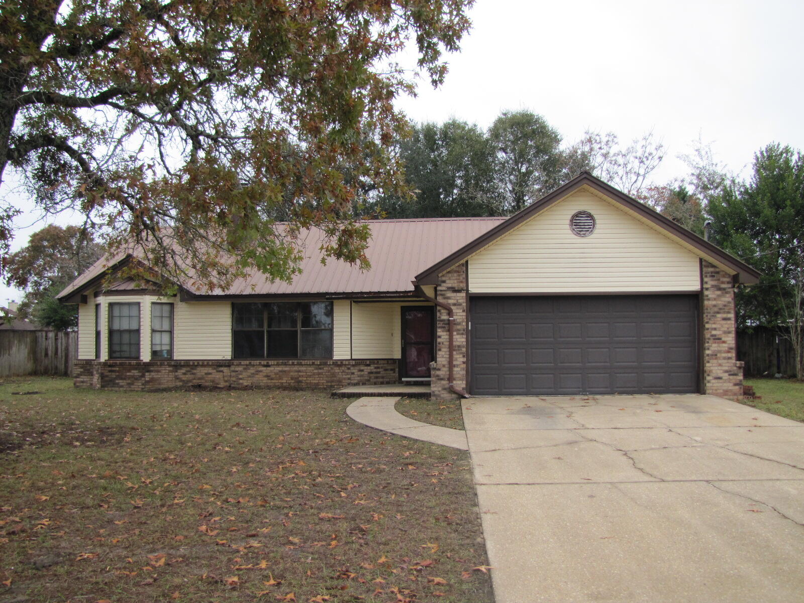 COUNTRYVIEW ESTATES 3RD ADDN - Residential Lease