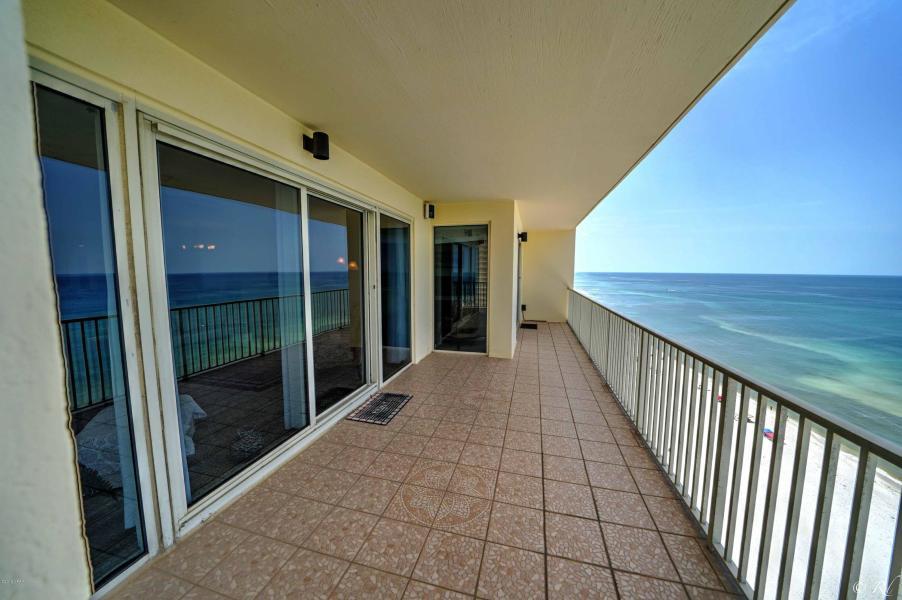 Grande Surf Club Condo - Residential