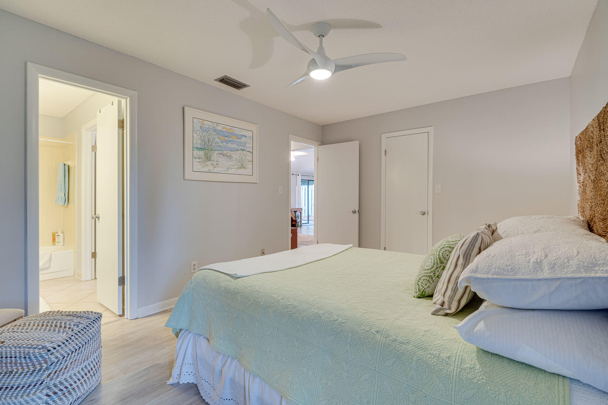 LINKSIDE VILLAGE UNIT 1 - Residential