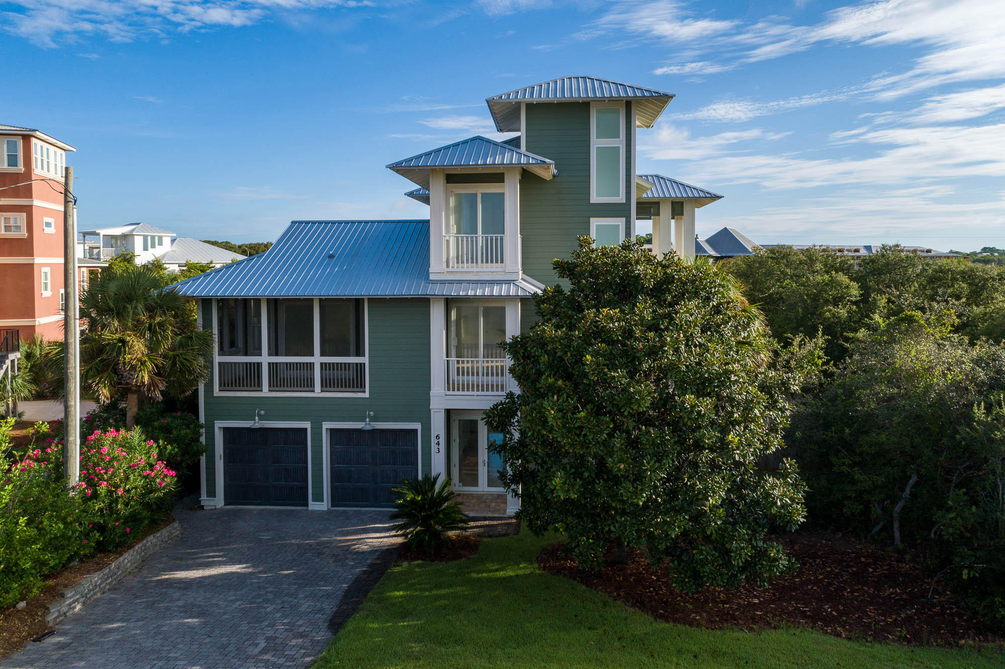 BLUE MOUNTAIN BEACH - Residential