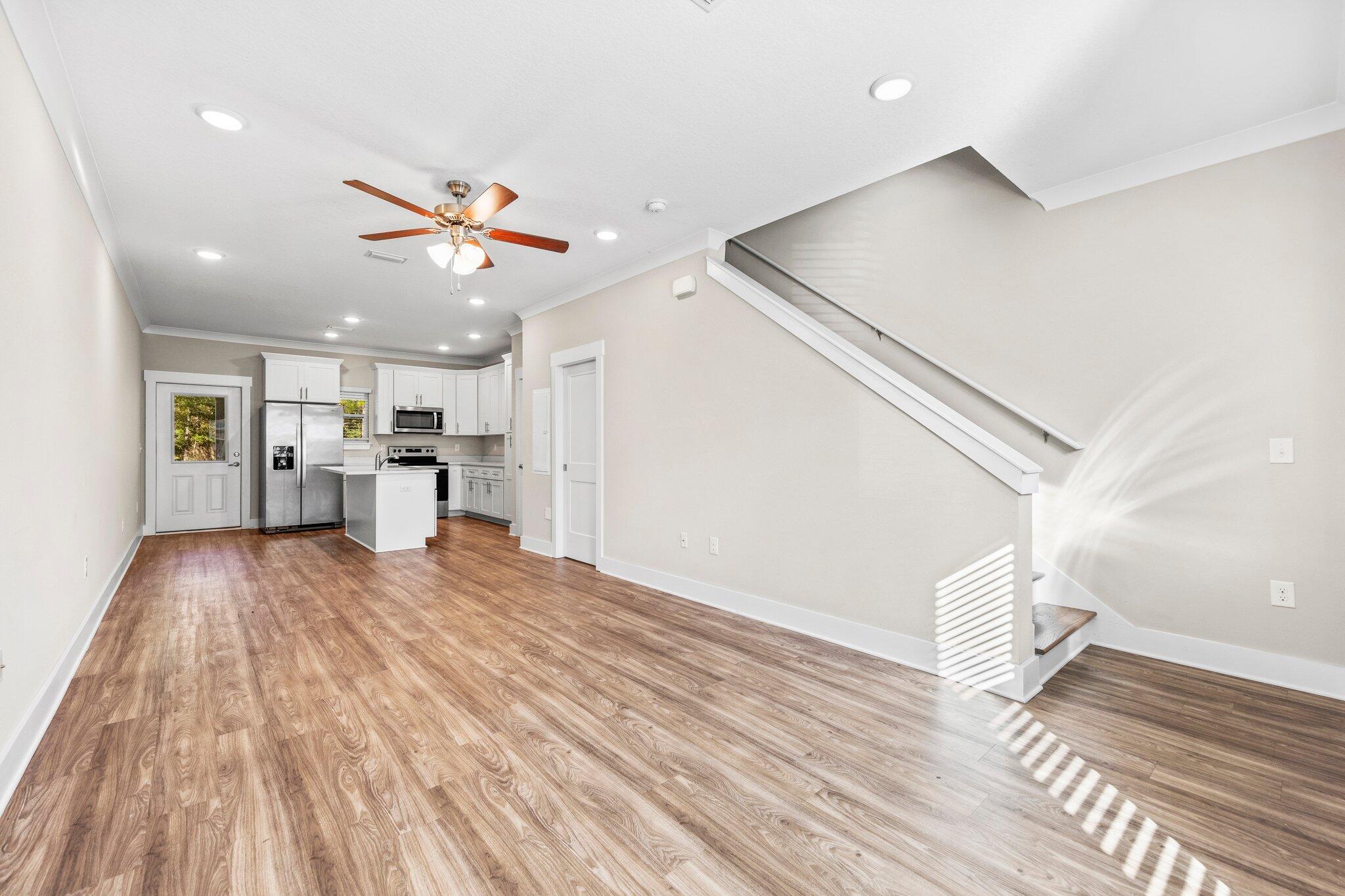 VERANDAS OF FREEPORT, THE - Residential Lease