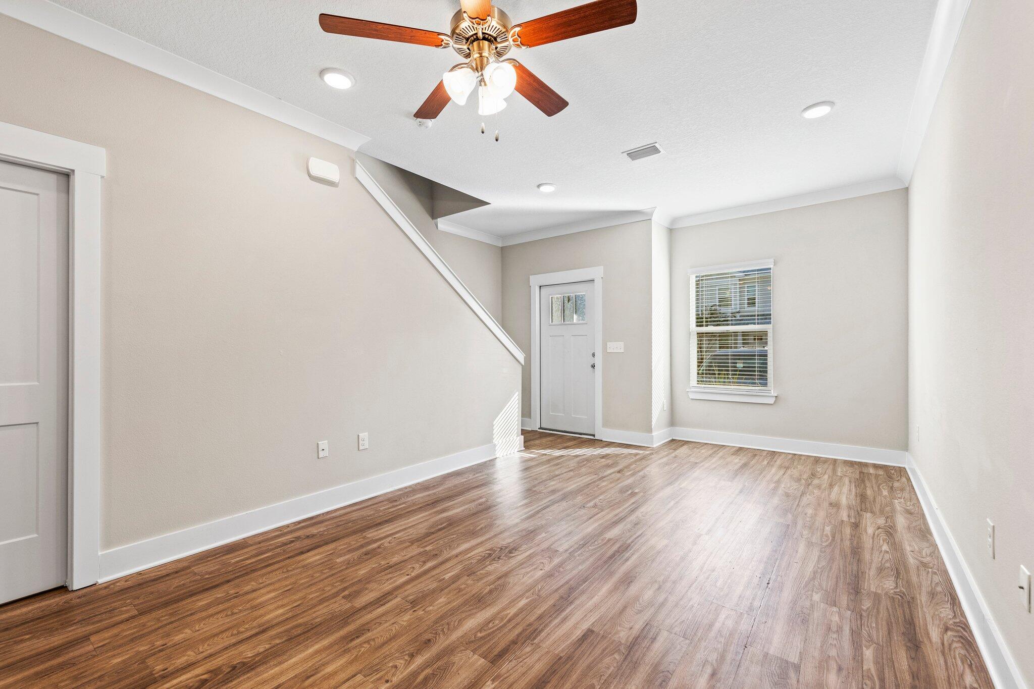 VERANDAS OF FREEPORT, THE - Residential Lease