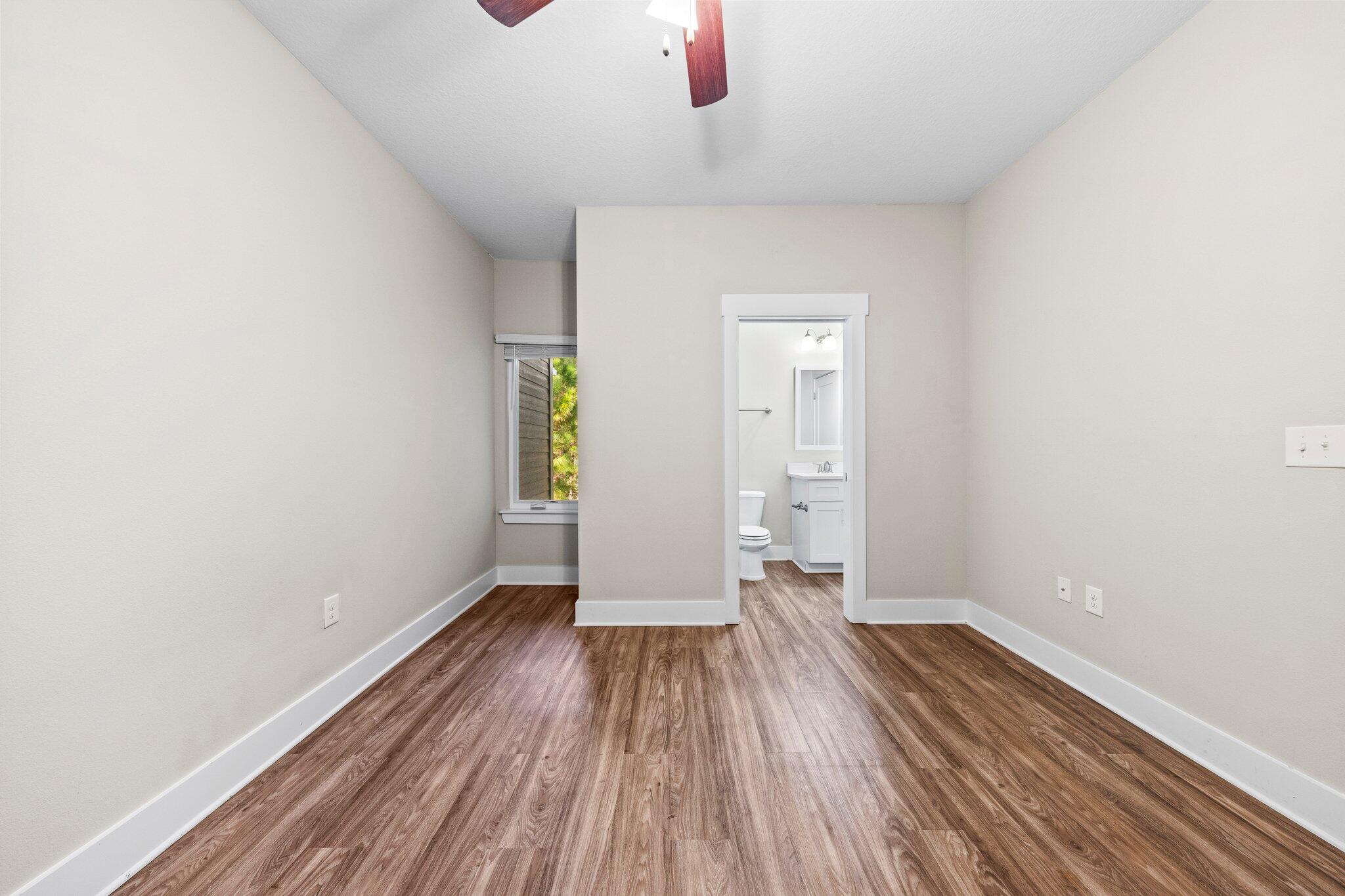 VERANDAS OF FREEPORT, THE - Residential Lease