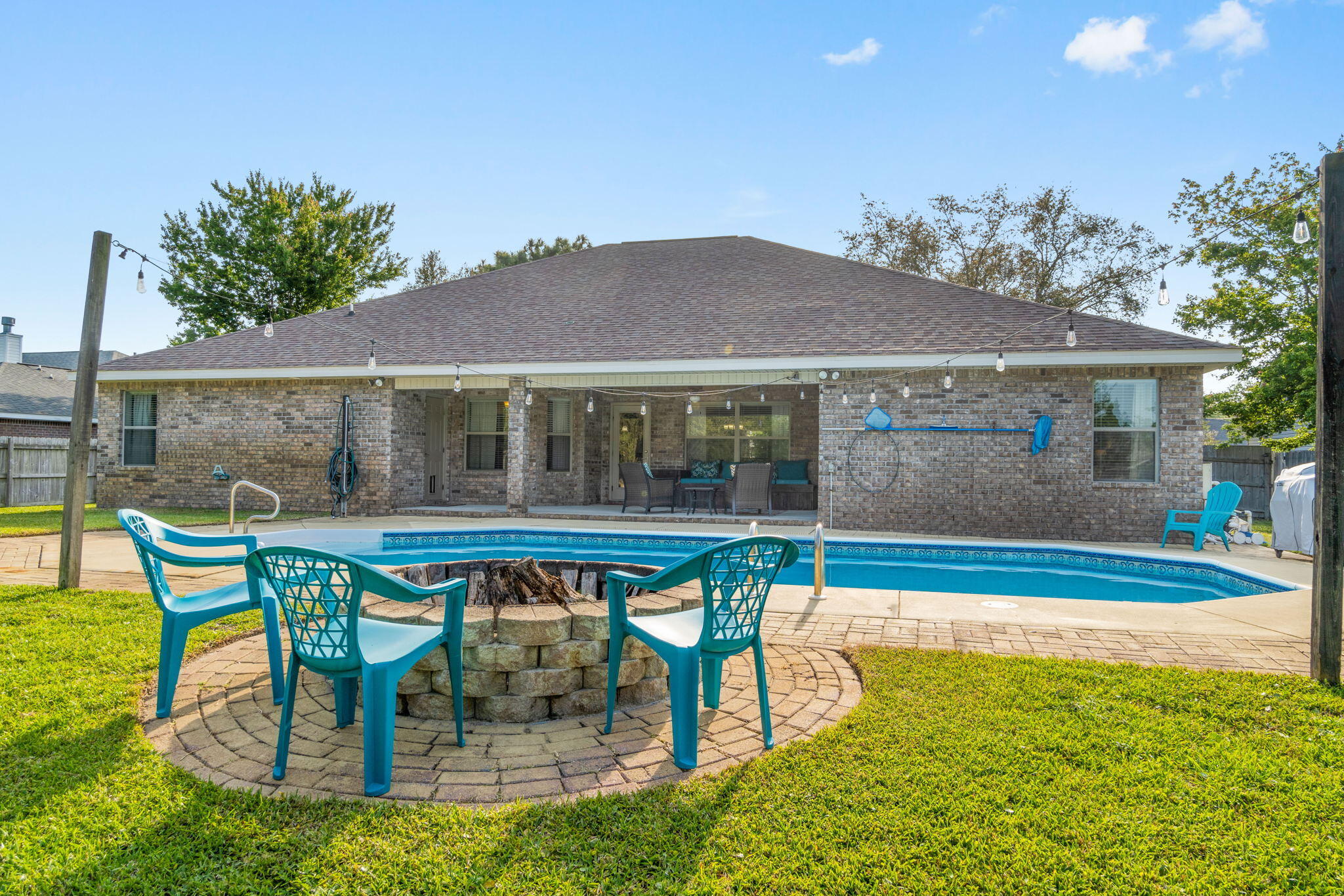 HOLLEY BY THE SEA - Residential