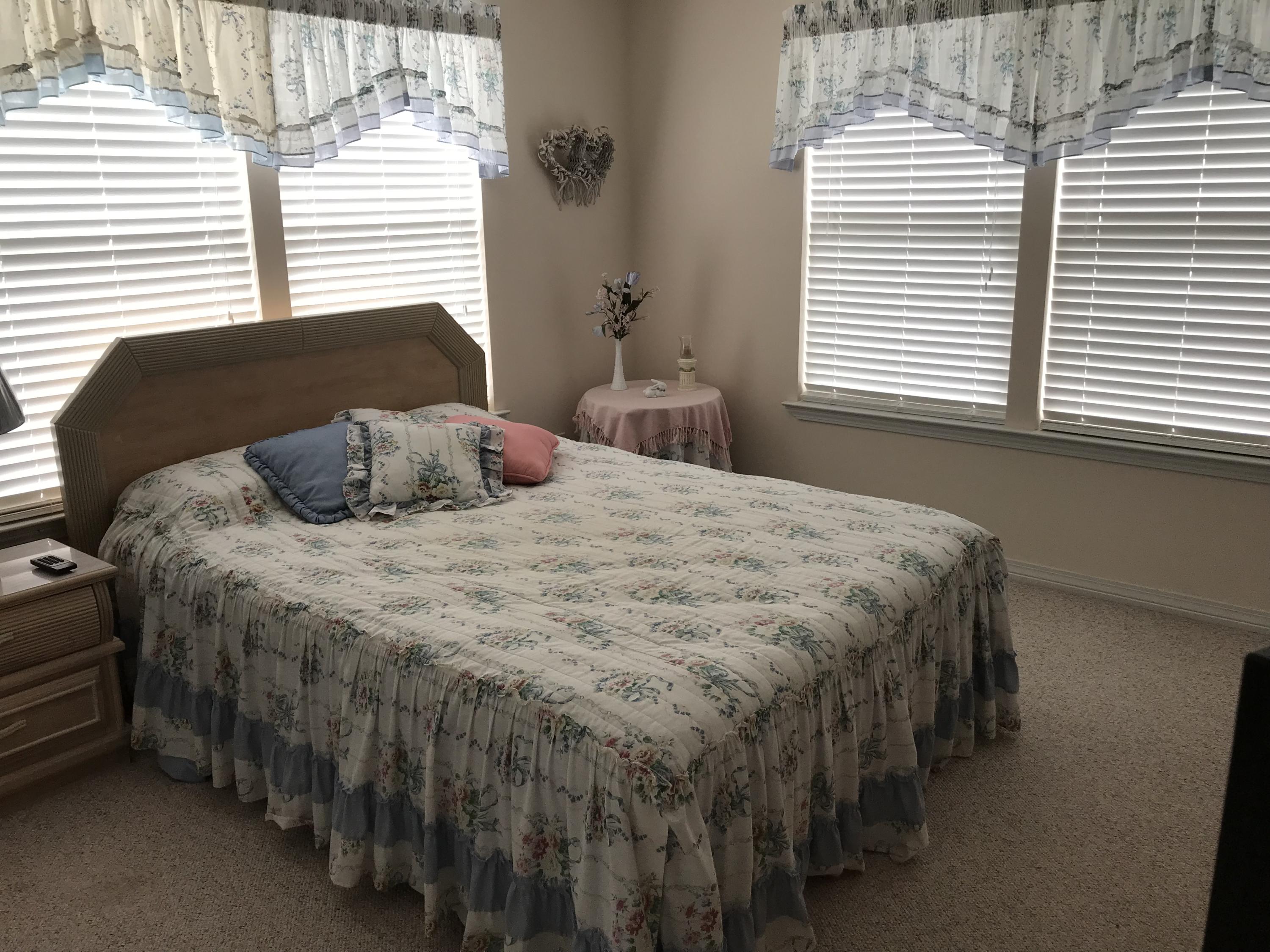 CRYSTAL BEACH - Residential