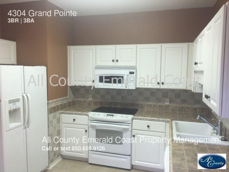 GRANDPOINTE - Residential Lease