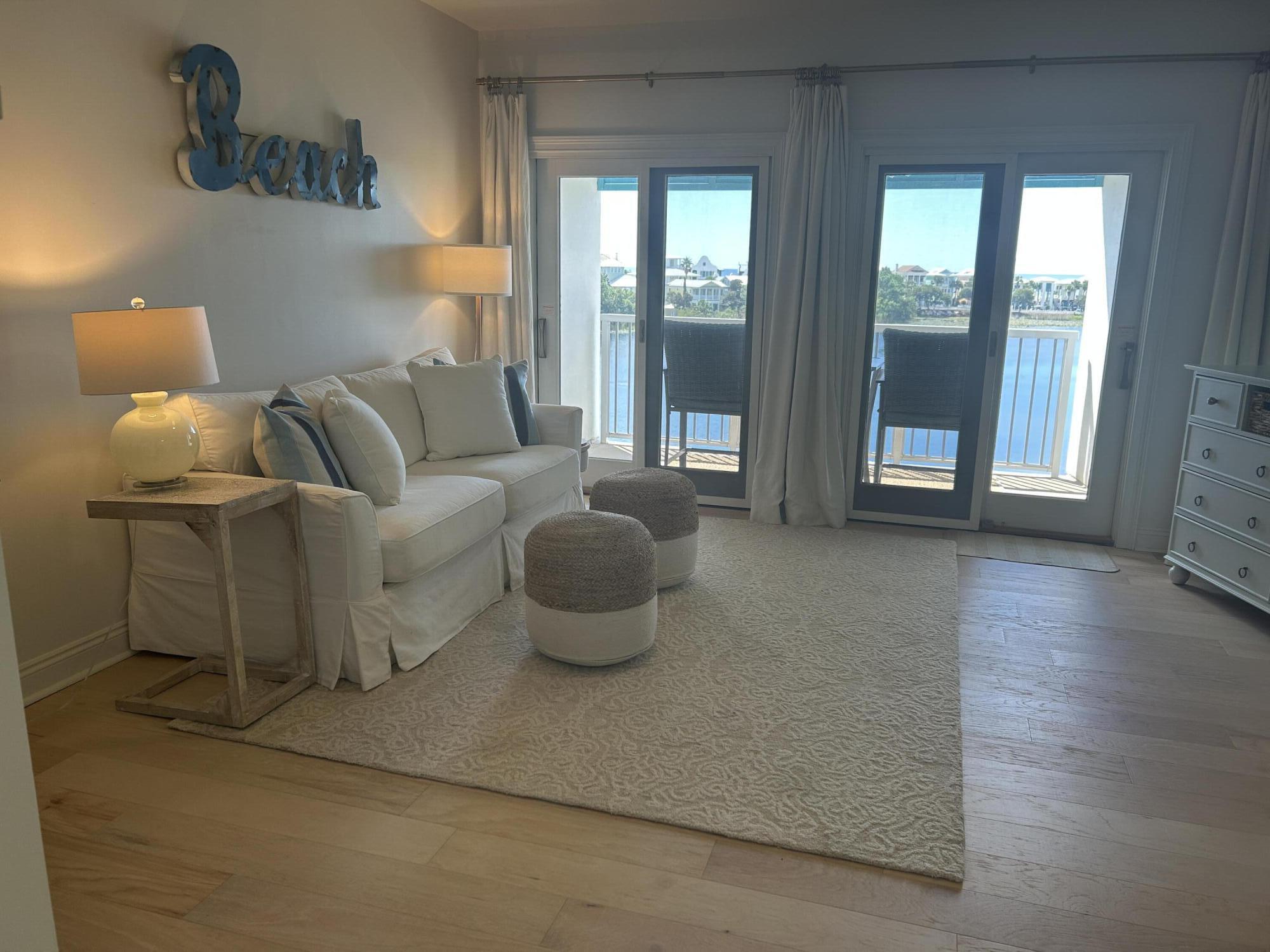 Carillon Beach Inn - Residential