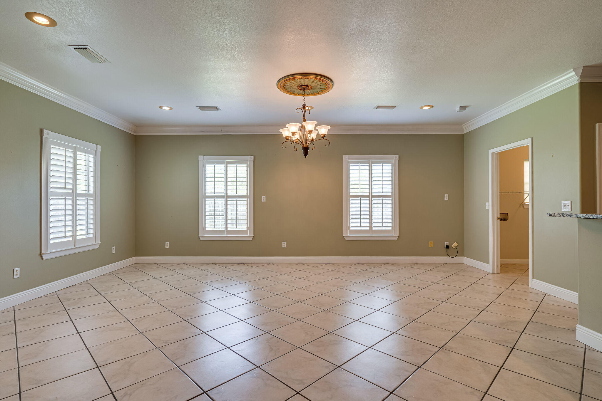 INDIAN TRAIL ESTATES - Residential Lease