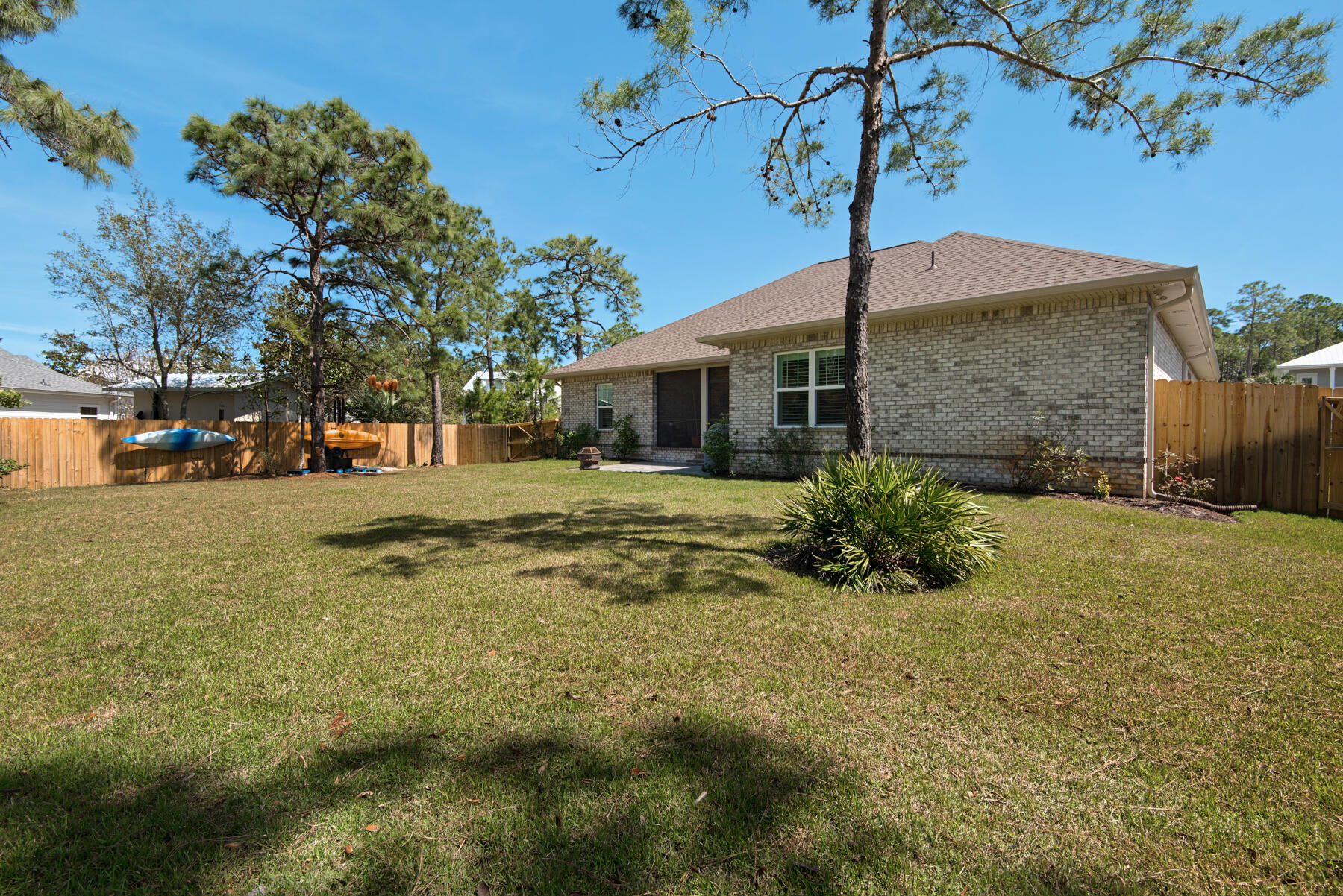 PELICAN BAY S/D - Residential