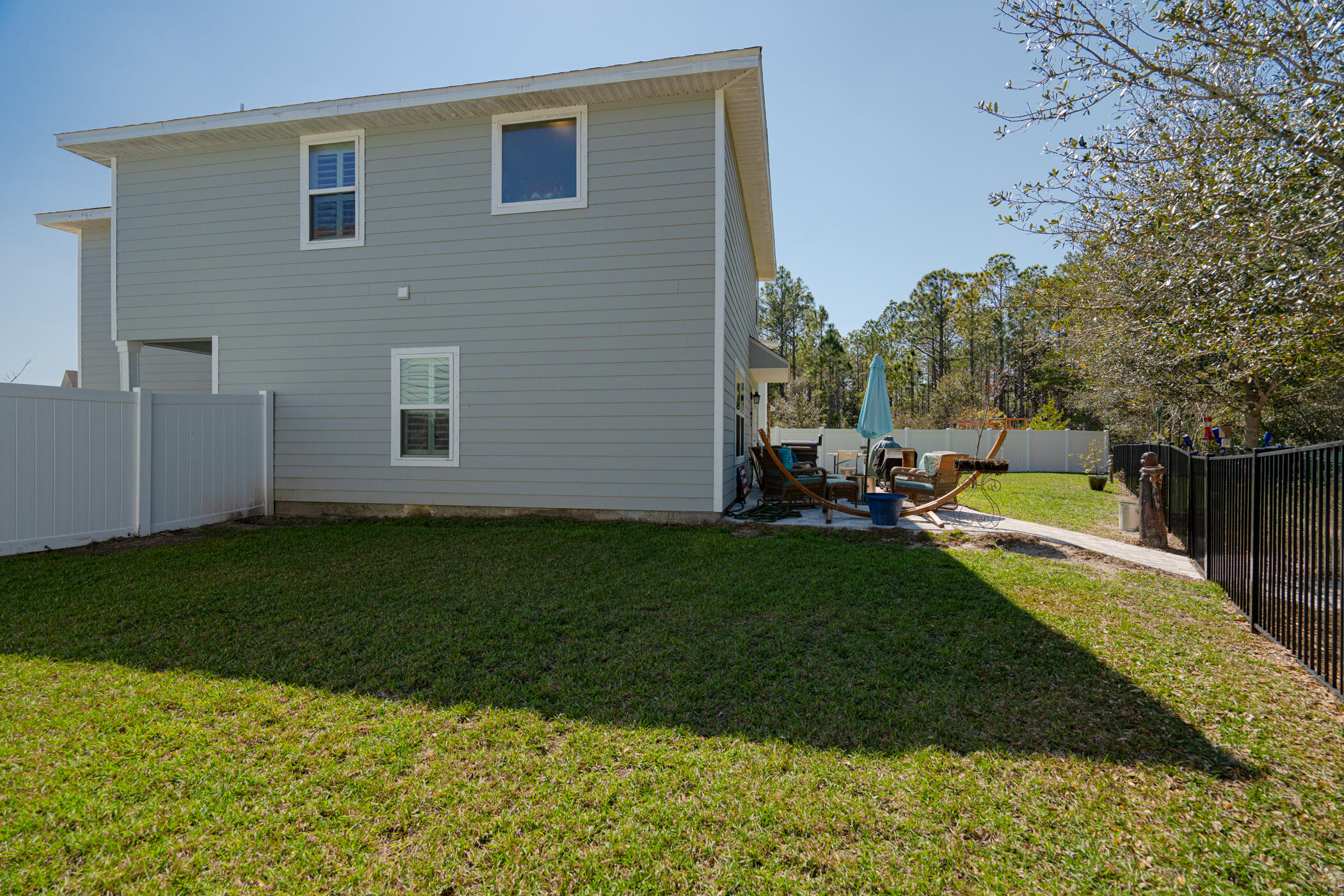 STONEGATE - Residential