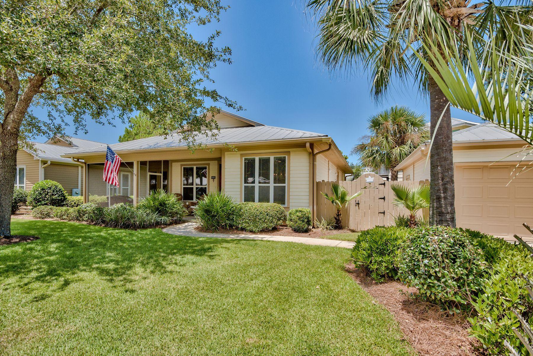 CRYSTAL LAKE AT SANDESTIN - Residential