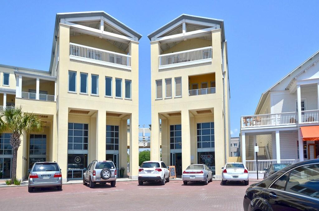 SEASIDE TOWN CENTER - Residential