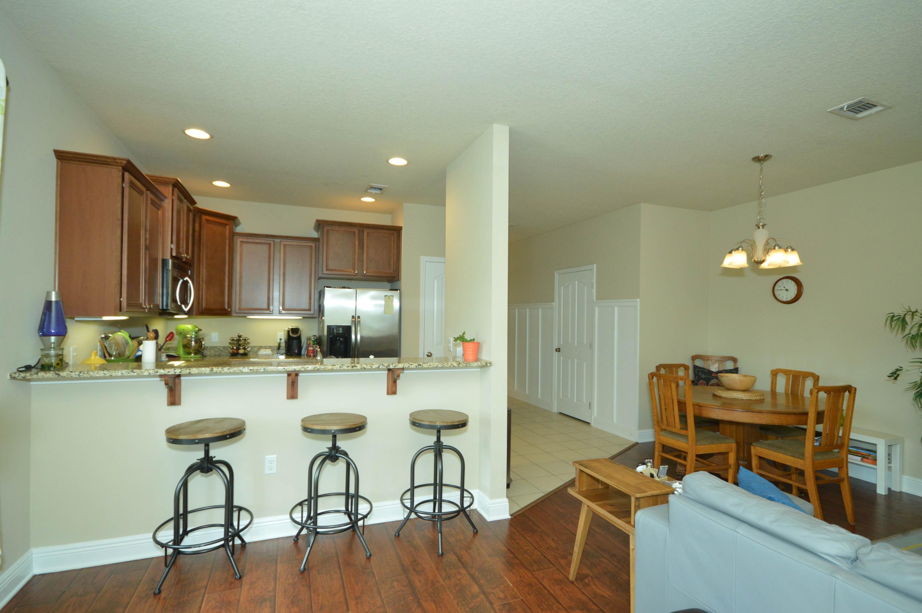 RESERVE POINTE - Residential