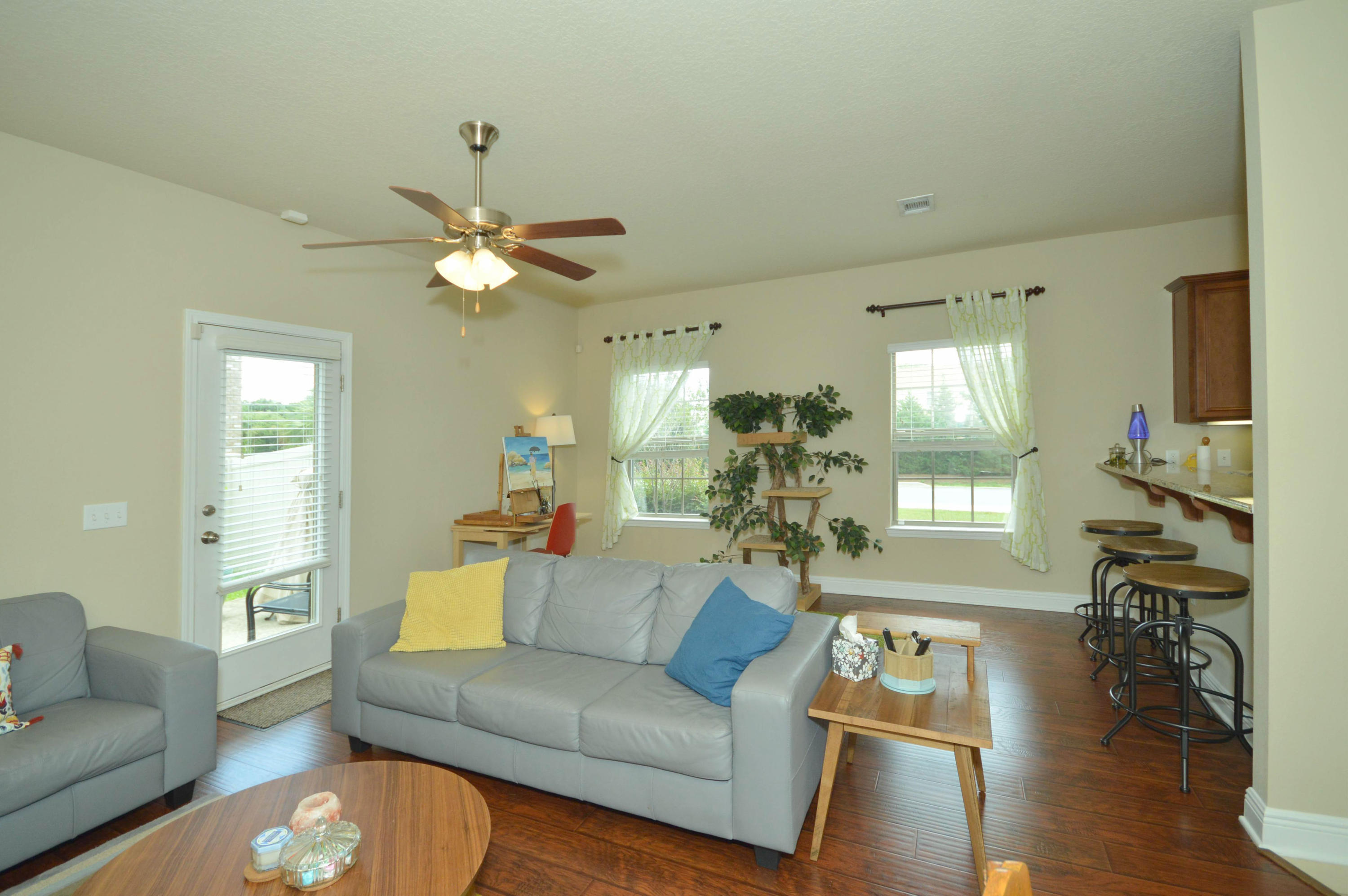 RESERVE POINTE - Residential