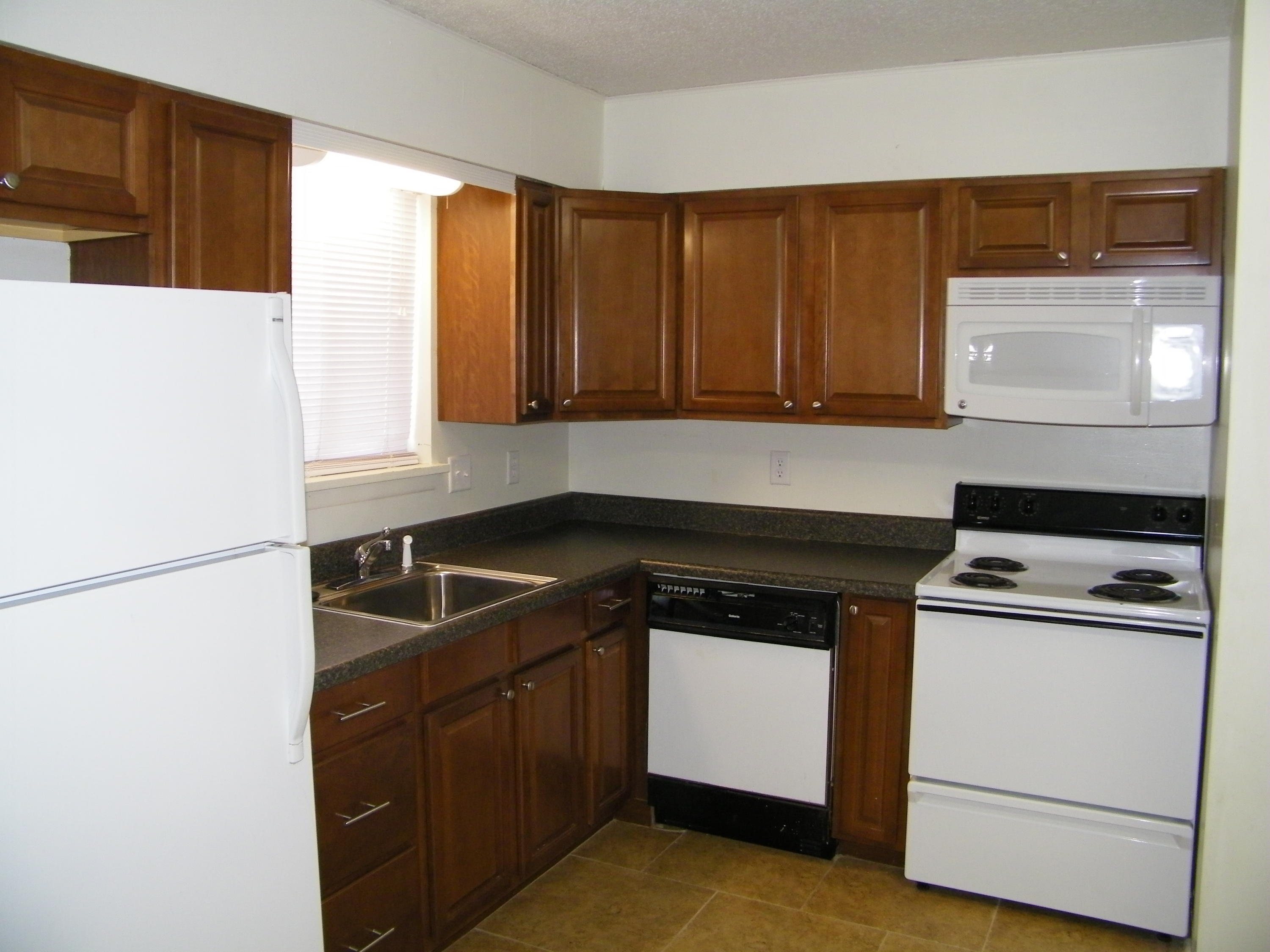 SUNSET STRIP - Residential Lease