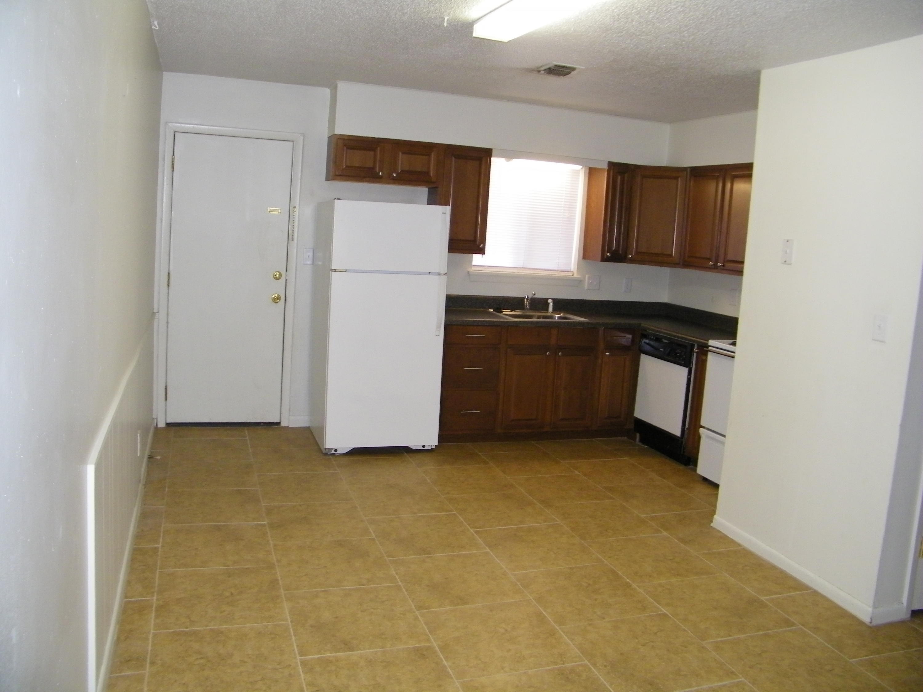 SUNSET STRIP - Residential Lease