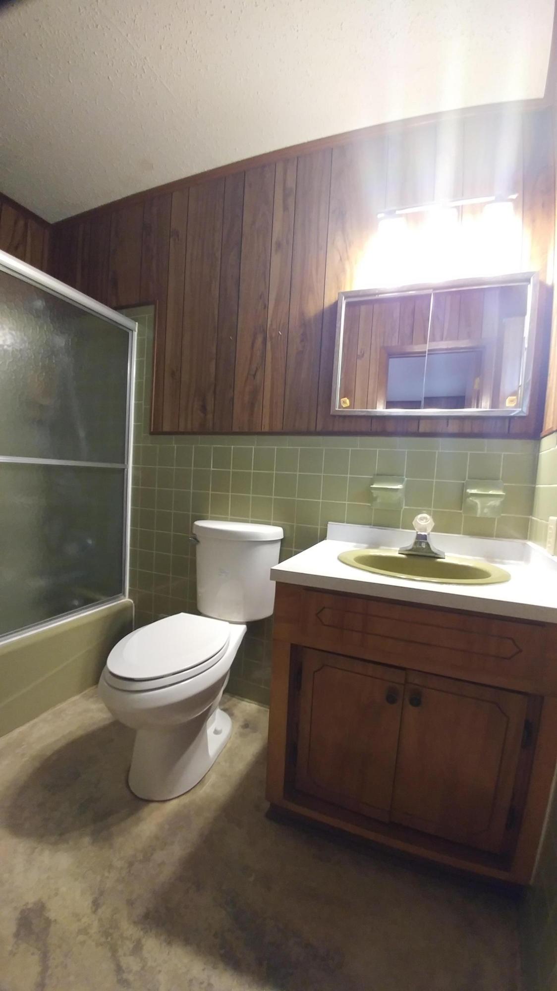 CRESTVIEW - Residential Lease