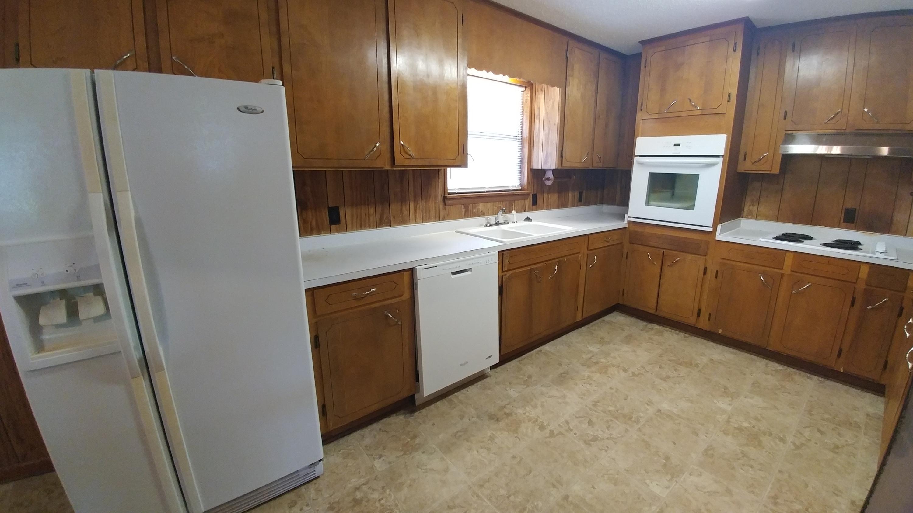 CRESTVIEW - Residential Lease