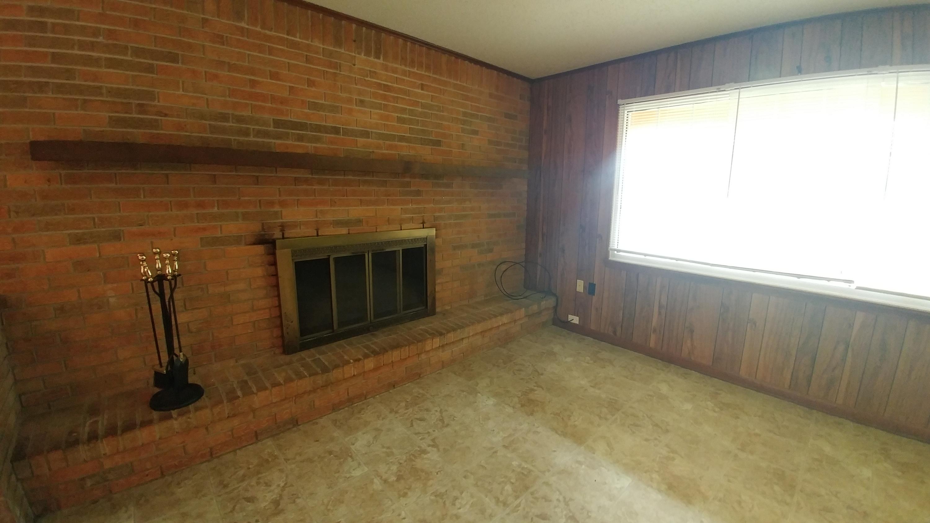 CRESTVIEW - Residential Lease