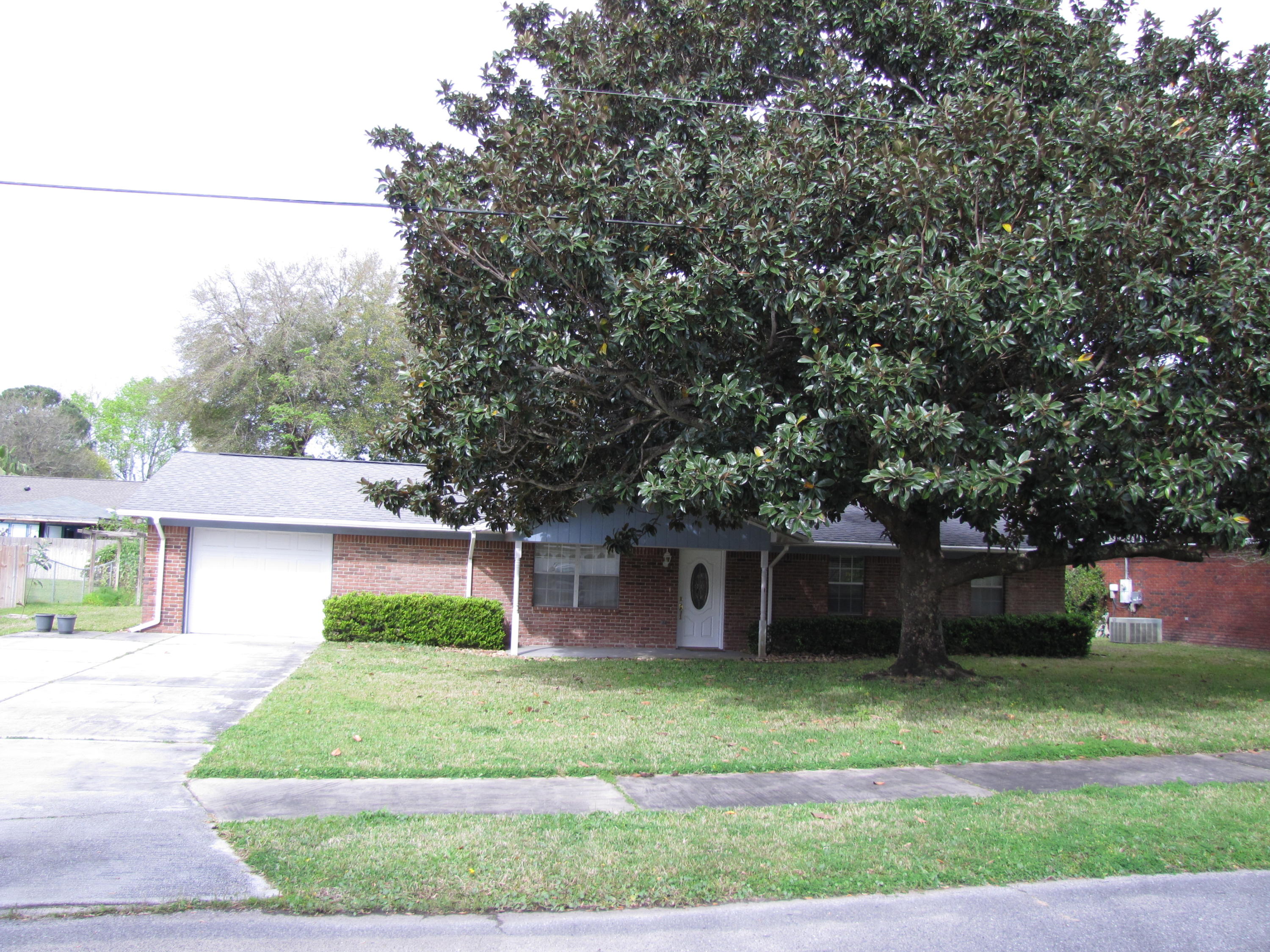 SPRING LAKE #2 - Residential Lease