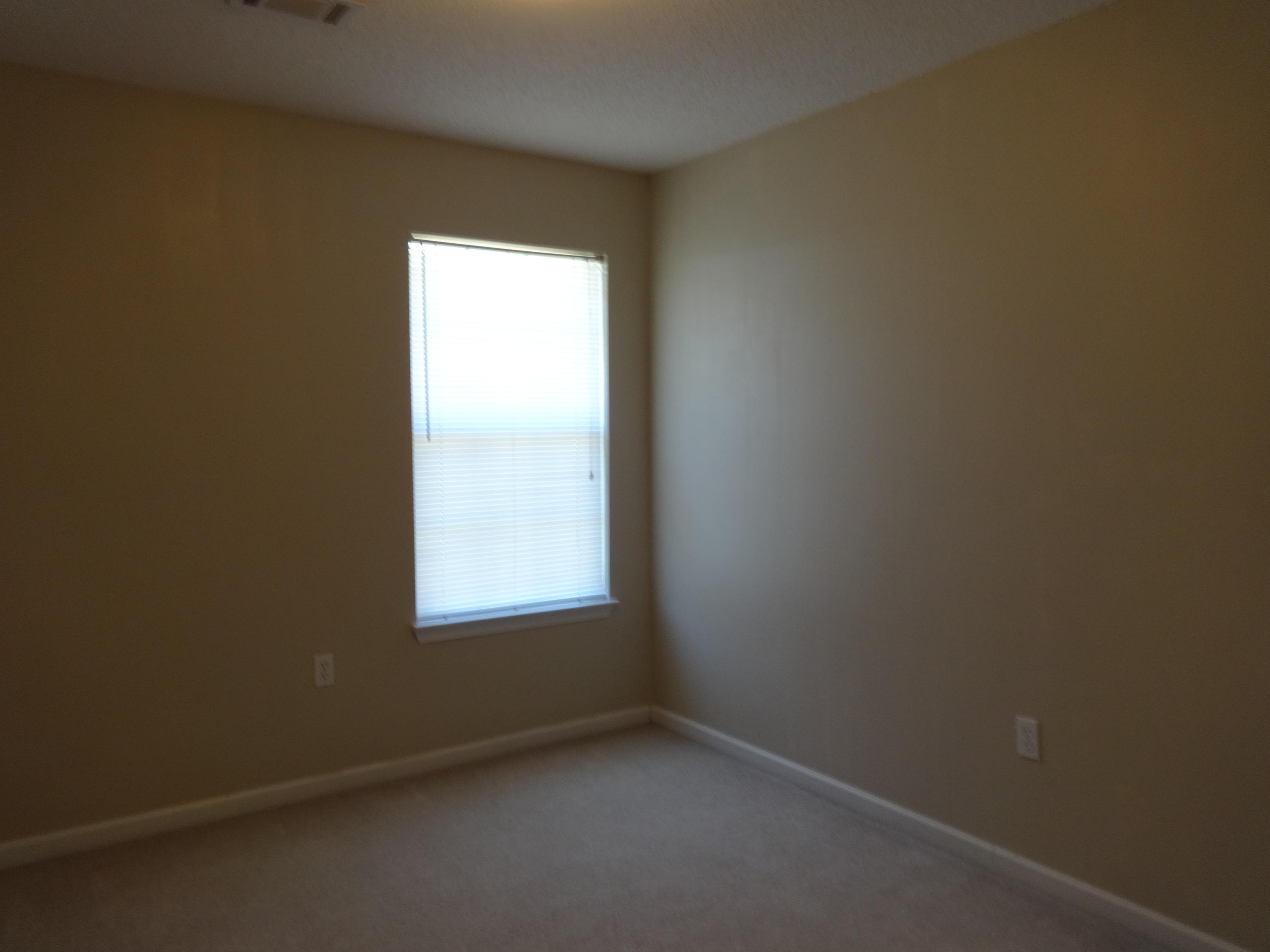 ROLLING PINES - Residential Lease