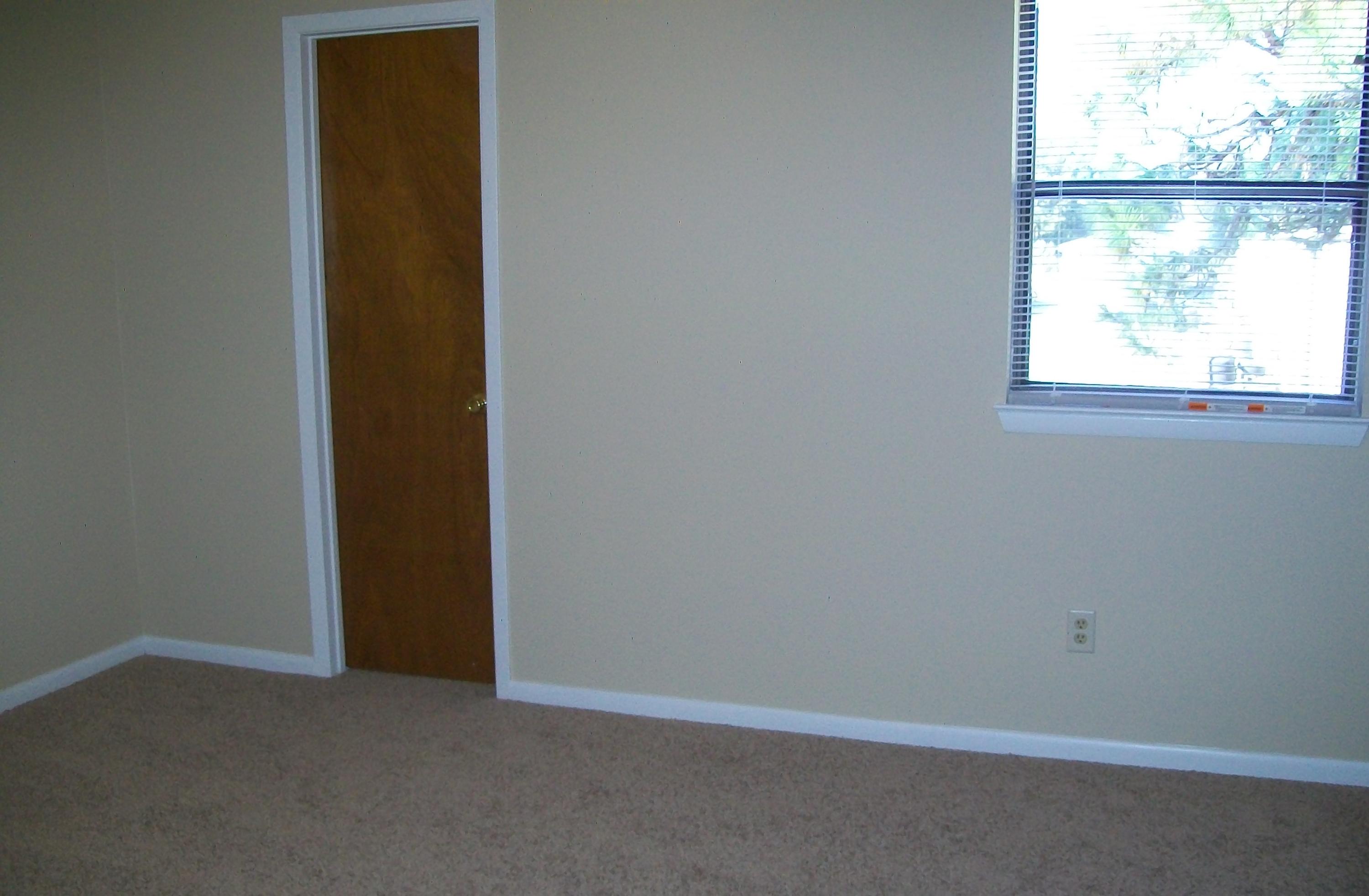 TYNER VILLAS - Residential Lease