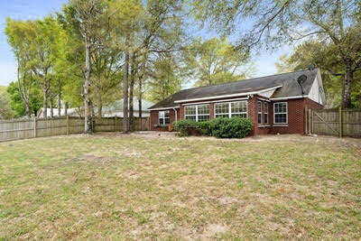PINNACLE POINT - Residential Lease