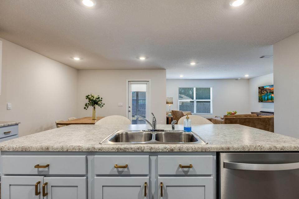 The Grove - Residential Lease