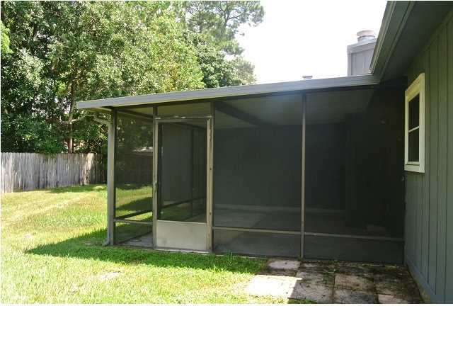 PALM ESTATES UNIT 2 - Residential Lease