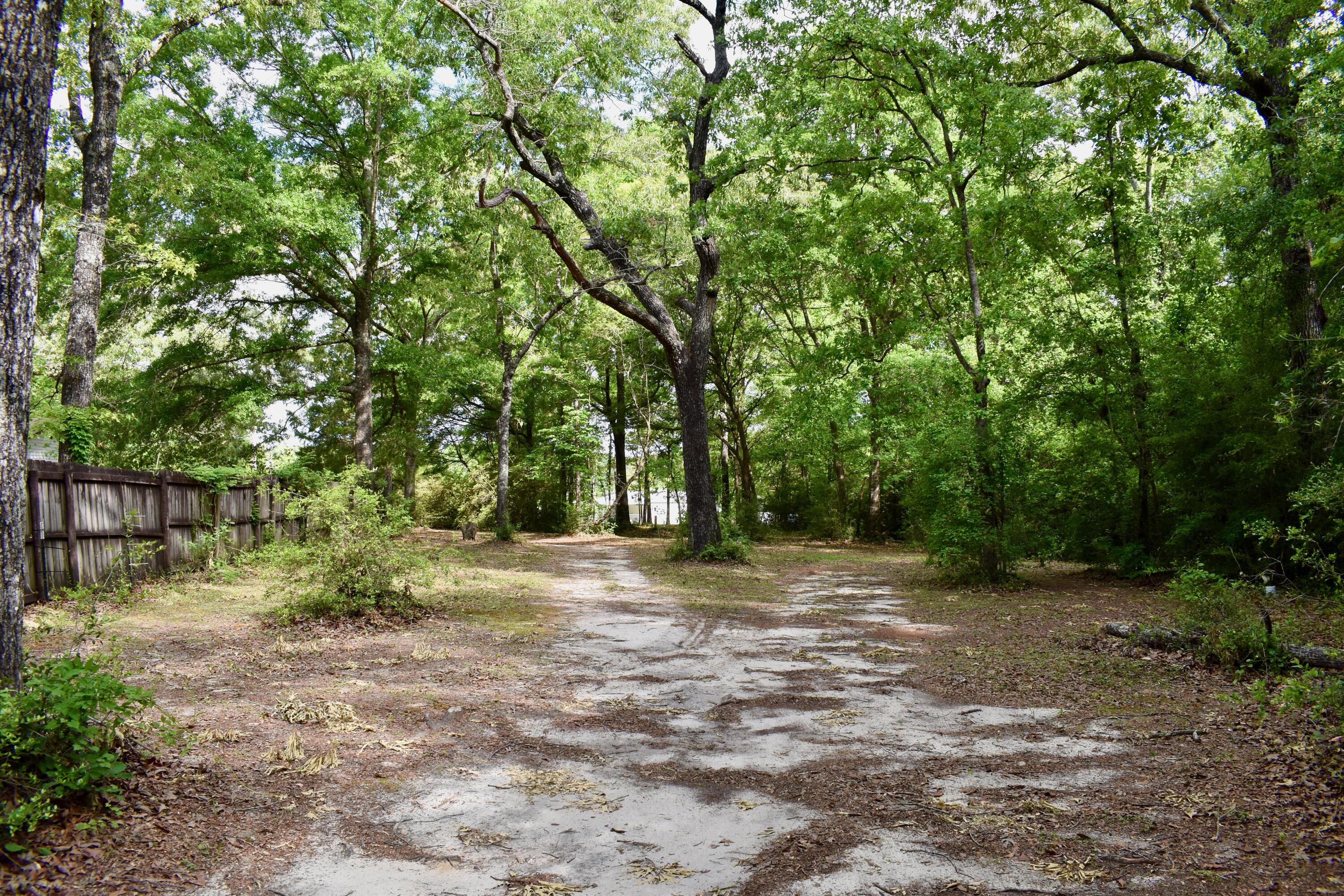 LAKEWOOD PLANTATIONS - Residential