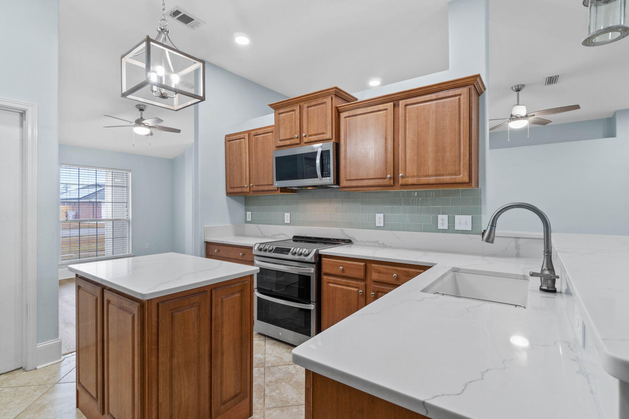 SKY RIDGE ESTATES 1ST ADD - Residential