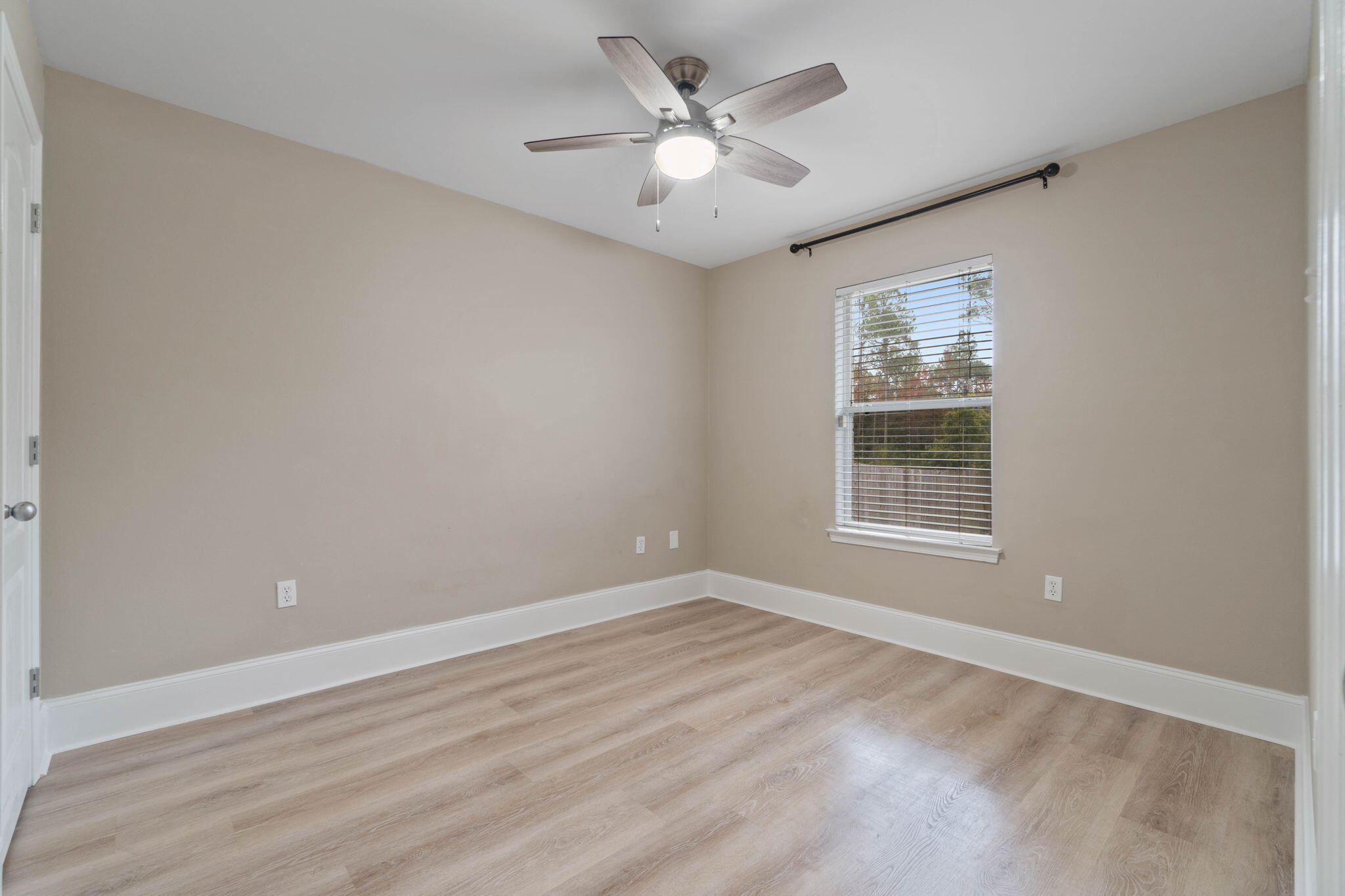 SKY RIDGE ESTATES 1ST ADD - Residential