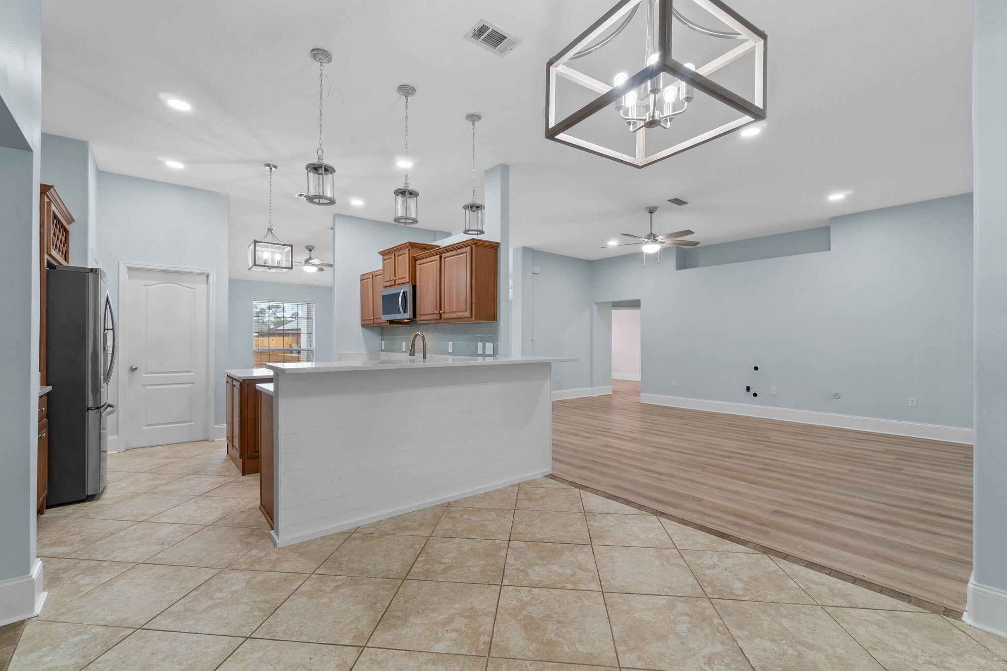 SKY RIDGE ESTATES 1ST ADD - Residential