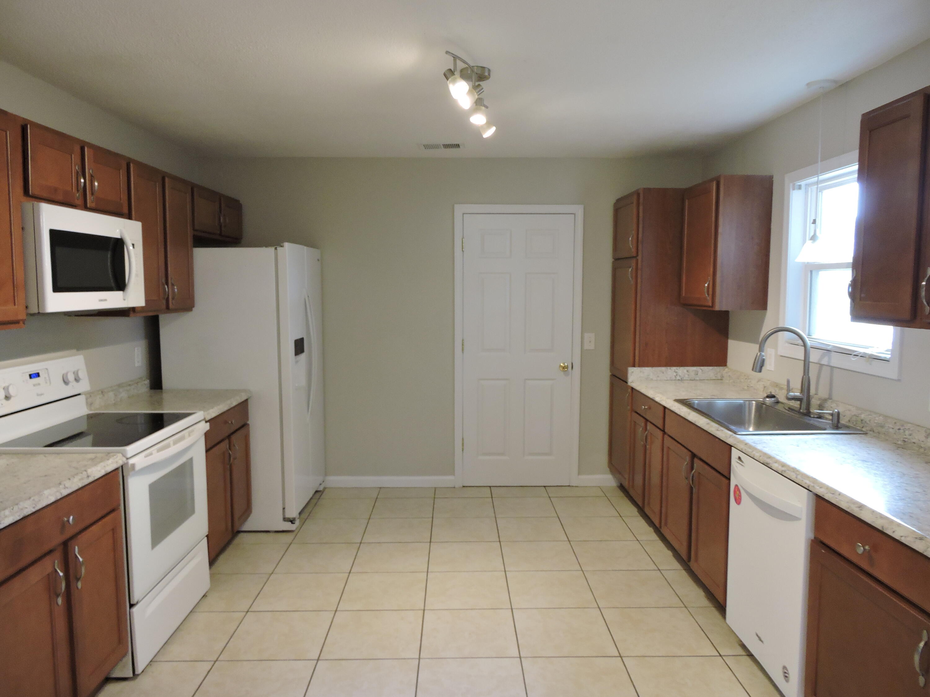 BEAVER CREEK - Residential Lease