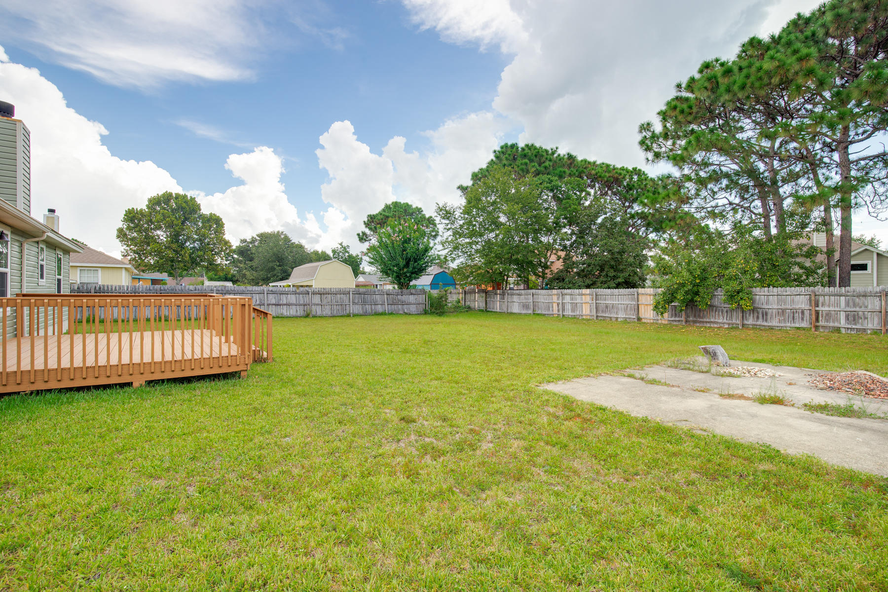 FOX DEN VILLAGES PHASE III - Residential Lease