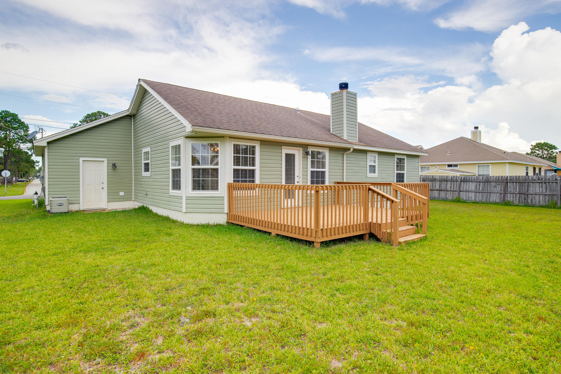 FOX DEN VILLAGES PHASE III - Residential Lease
